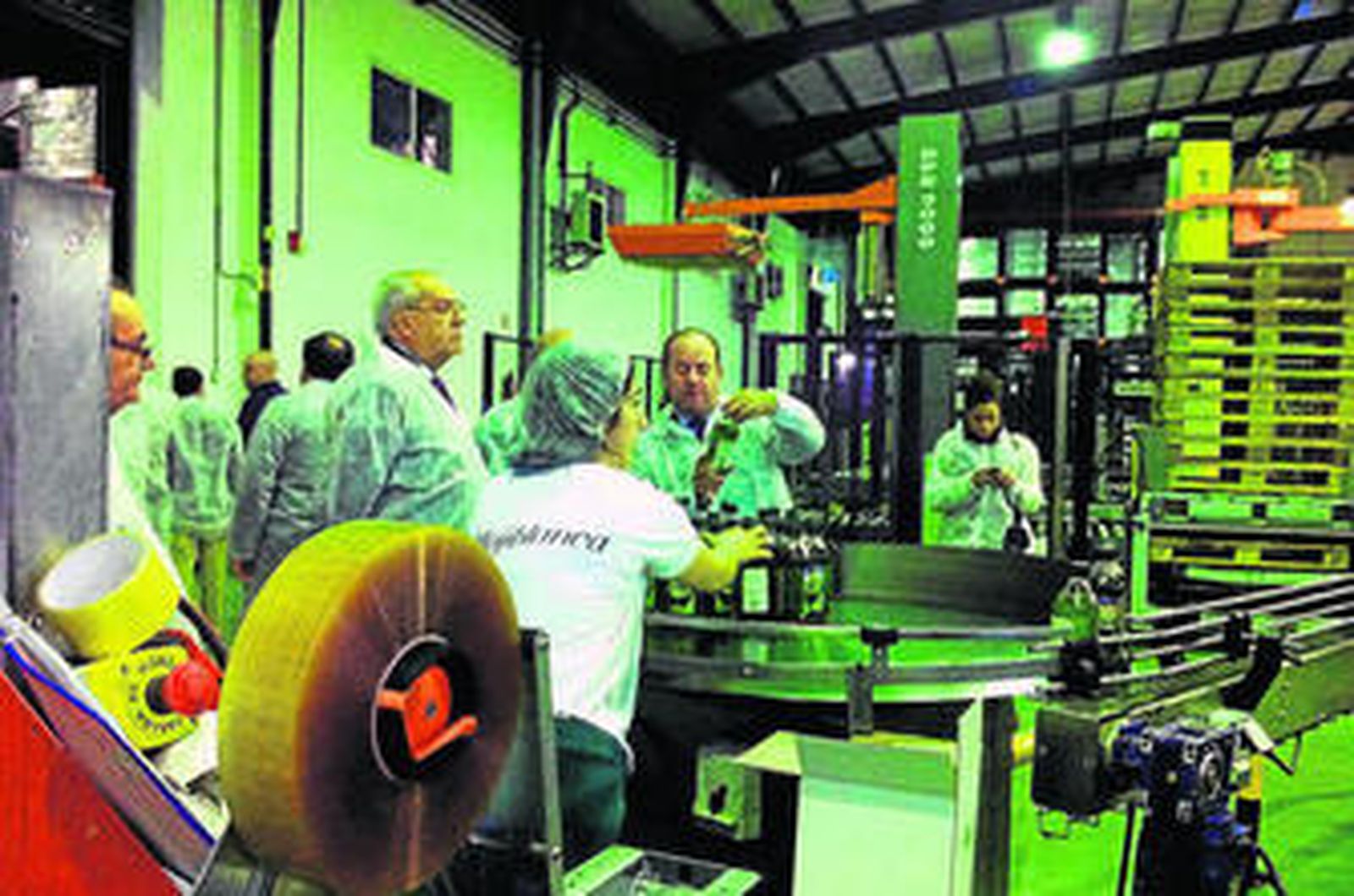 Visita ayer a las instalaciones de Hojiblanca en Antequera.