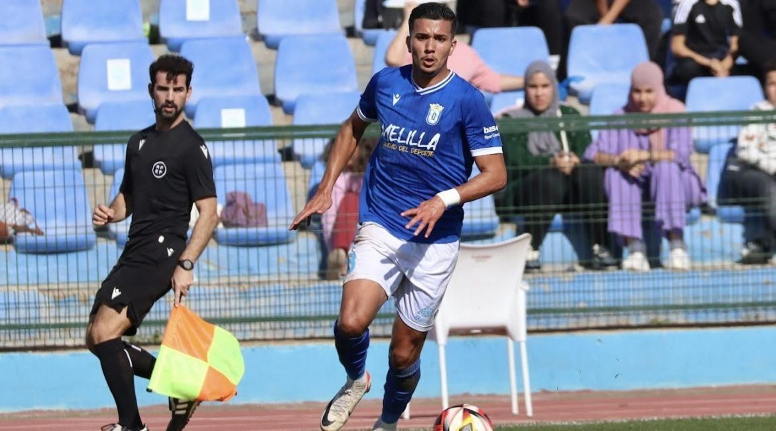 Siddiki, en un partido con el Melilla.