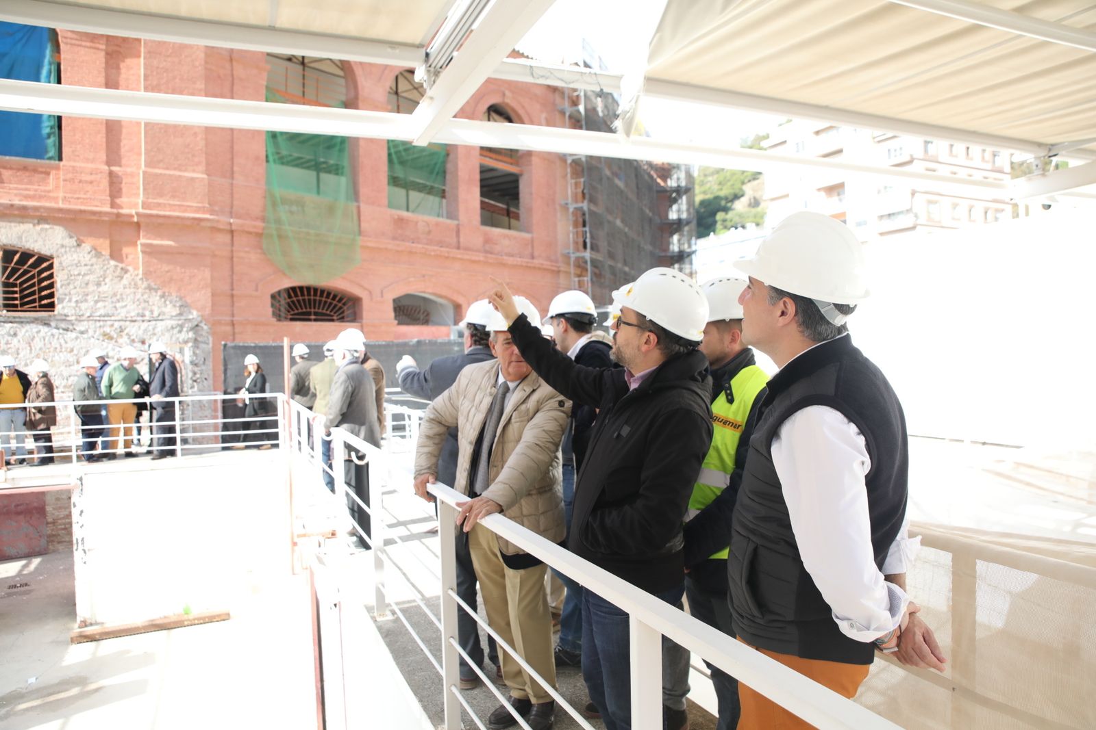 Visita a las obras de la plaza de toros La Malagueta.