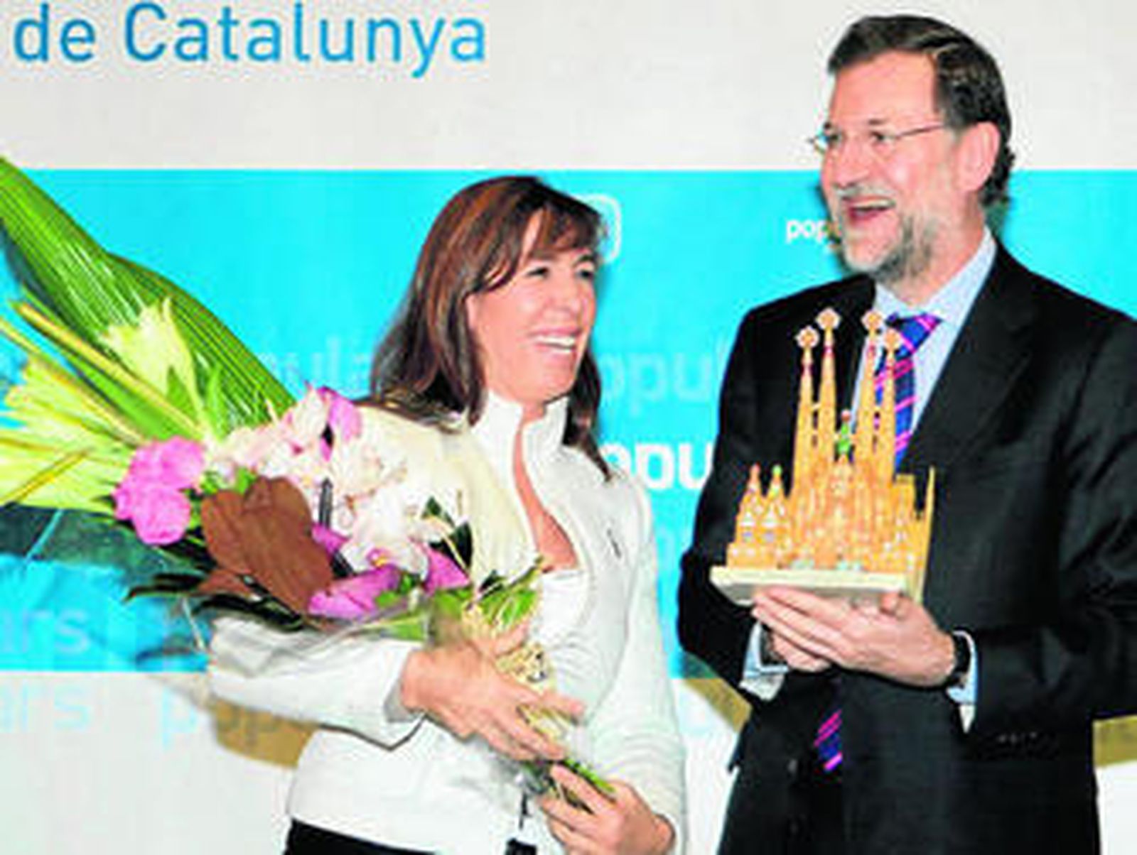 Sánchez-Camacho y Rajoy, ayer en Barcelona tras la reunión de la Ejecutiva del PP catalán.