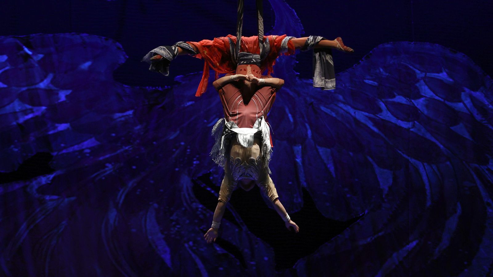 Imágenes del 'Gran Circo Acrobático de China' en el Teatro Villamarta