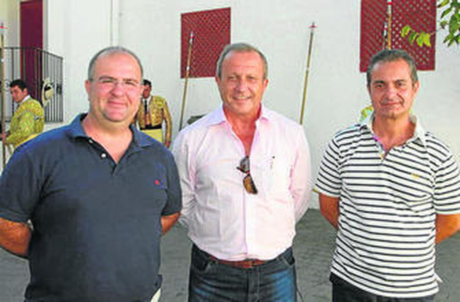 Rafael Rueda, Juan José López, alcalde de Huércal, y Antonio González.
