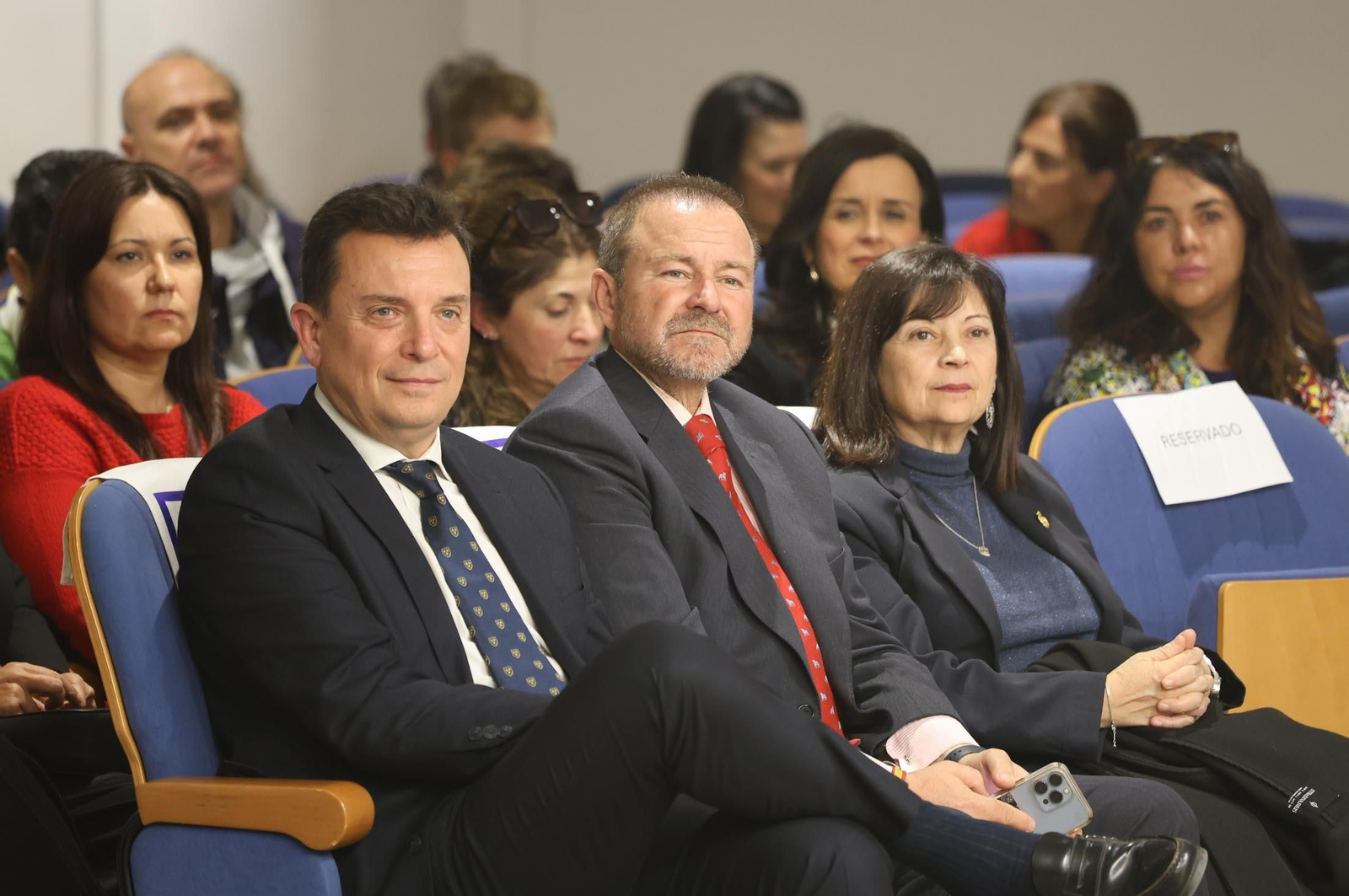 Imágenes de la inauguración de la nueva sede de la "Asociación Española Contra el Cáncer" en Huelva