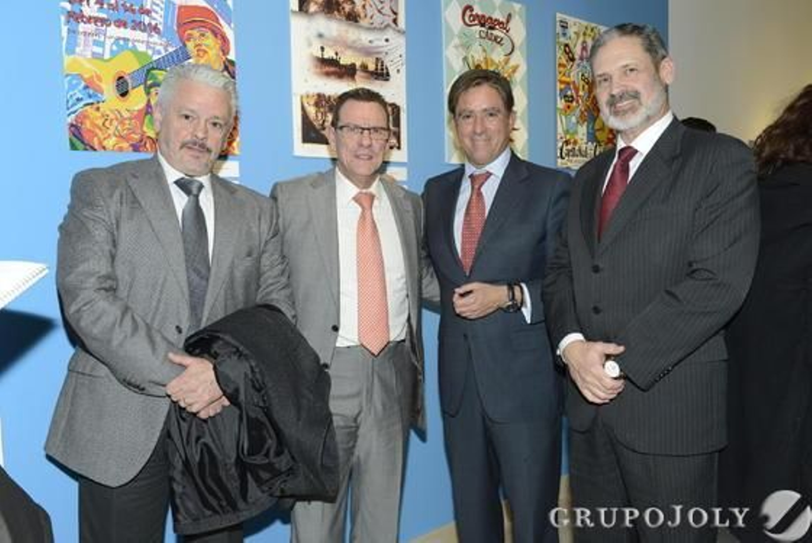 El comisario provincial, Manuel Bouzas; el coronel del Cefot Fernando Caballero; Manuel Estrella y el subdelegado de Defensa, Vicente Pablo Ortells. / Joaquín Hernández 'Kiki'