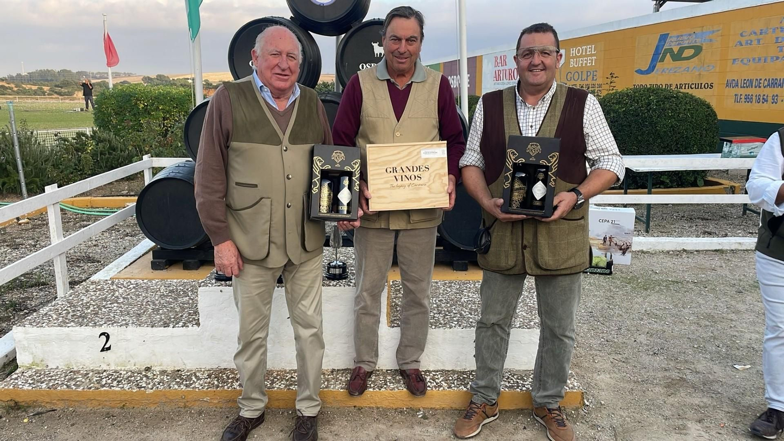 Ganadores por equipos: Leandro Domecq, Gonzalo Domecq y José Antonio Lechuga.