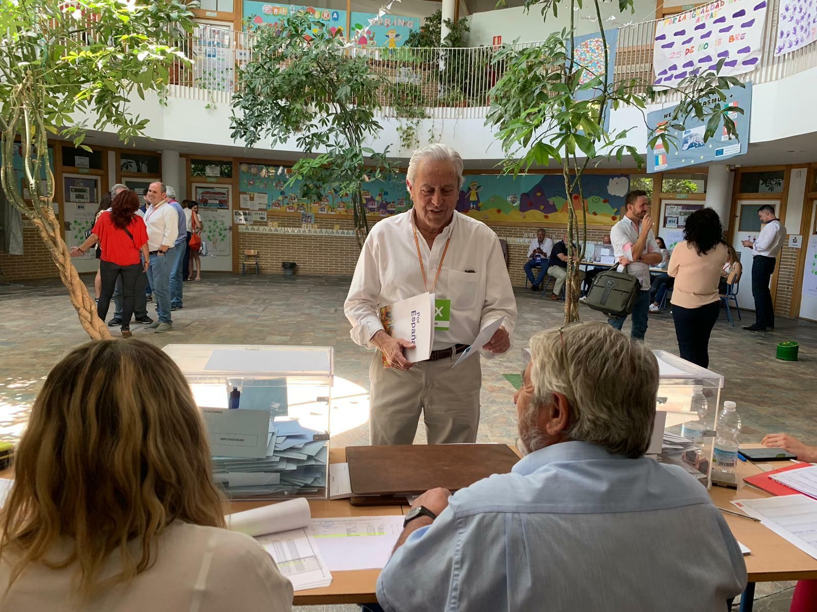 Vox abre una investigación interna por el mensaje contra la joven de Otura