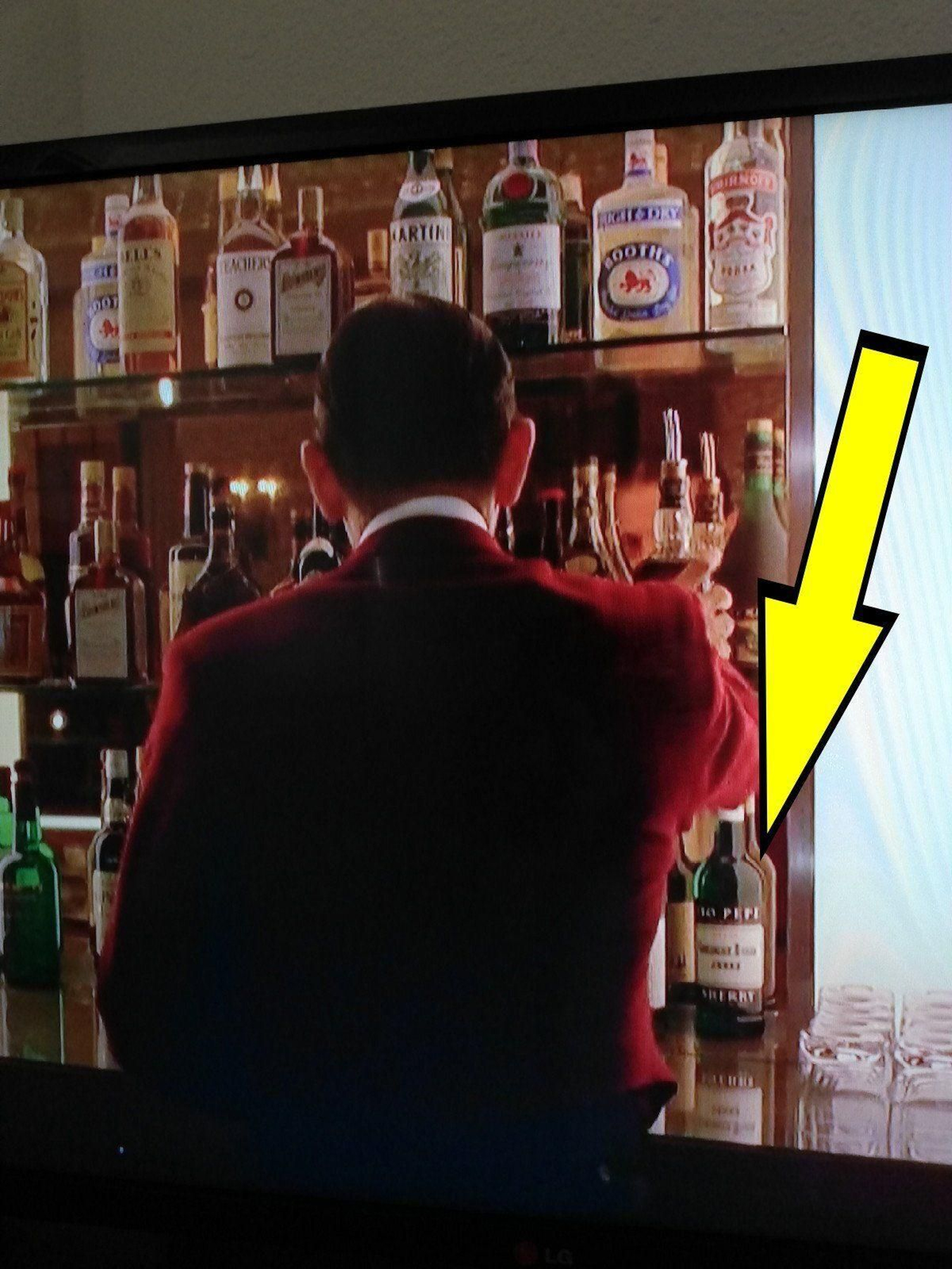 Detalle de una botella de Tío Pepe en la película El Resplandor.