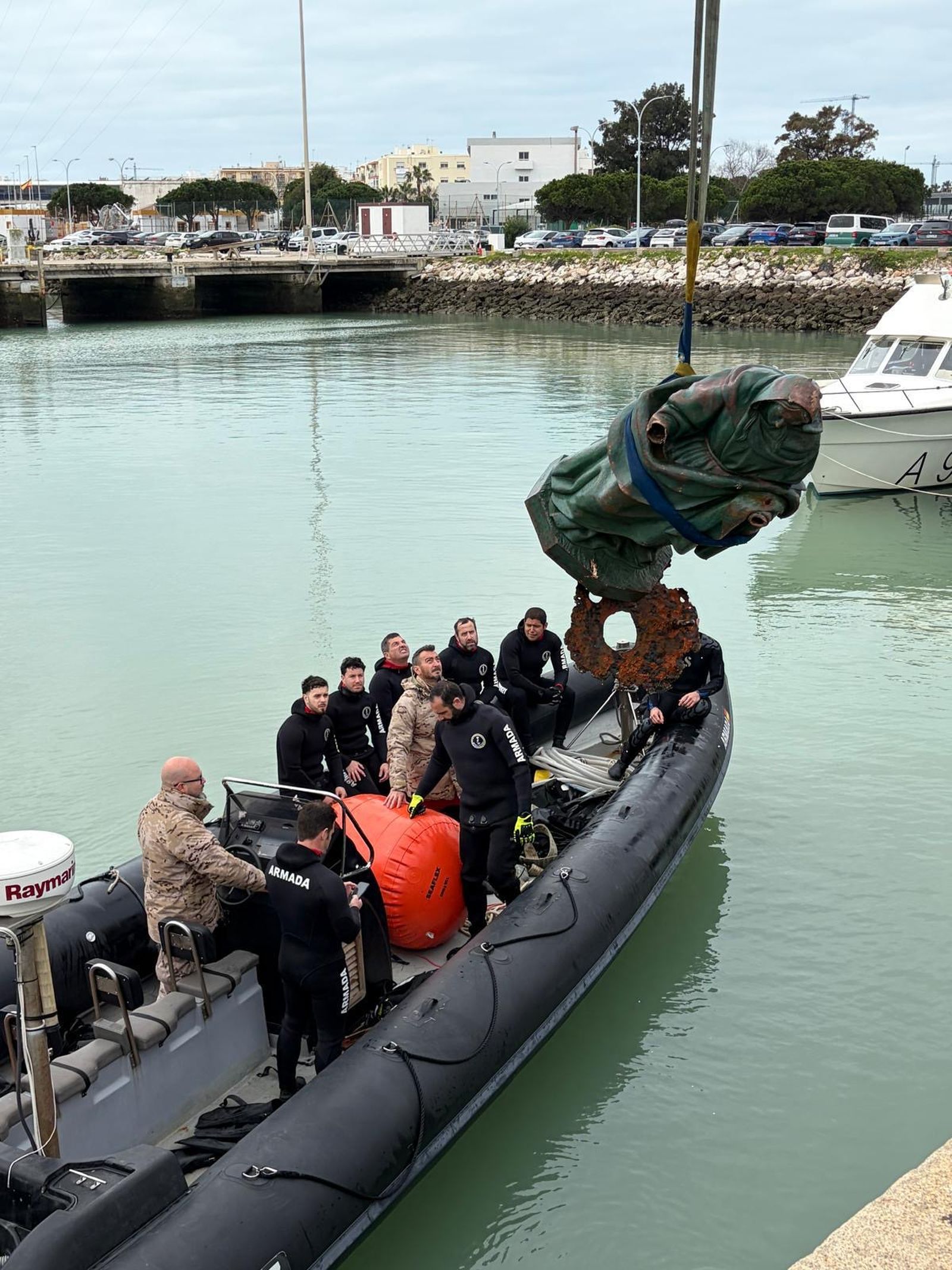 La Armada le gana al Náutico