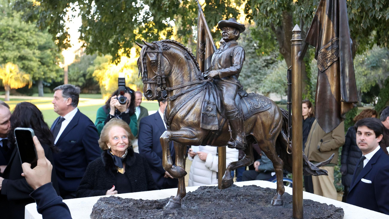 Inauguración del monumento dedicado a Álvaro Domecq en la Real Escuela