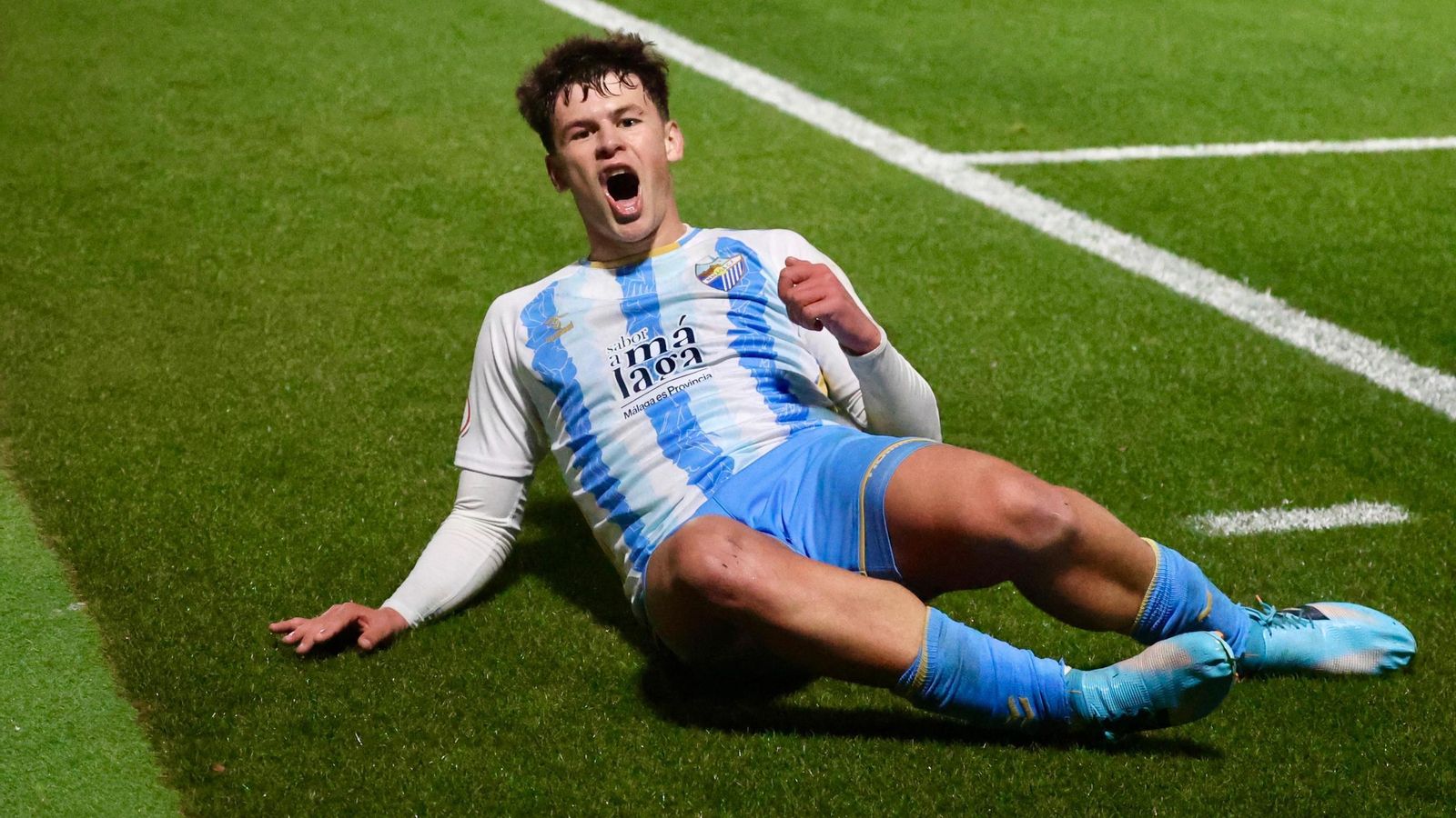 El Atlético Malagueño se da un festín ante el Porcuna para seguir líder de Tercera RFEF (6-0)