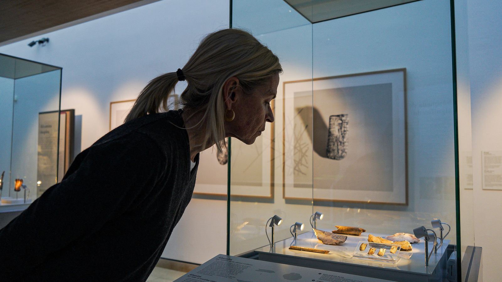 Arte contemporáneo y arte paleolítico se  funden bajo la perspectiva de género en el  Museo de Altamira