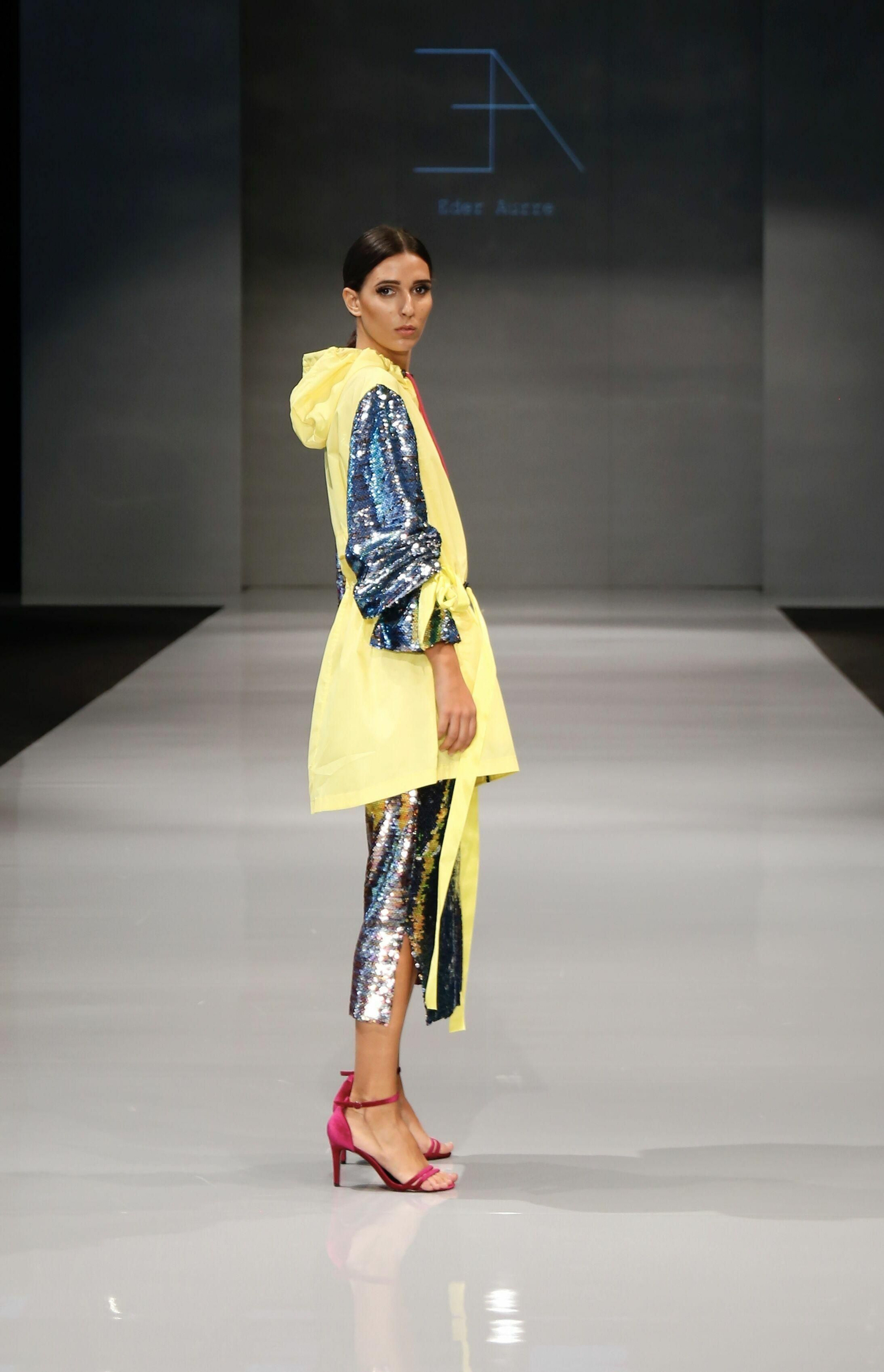 Diseño de Eder Aurre durante su desfile en Code 41 Flash