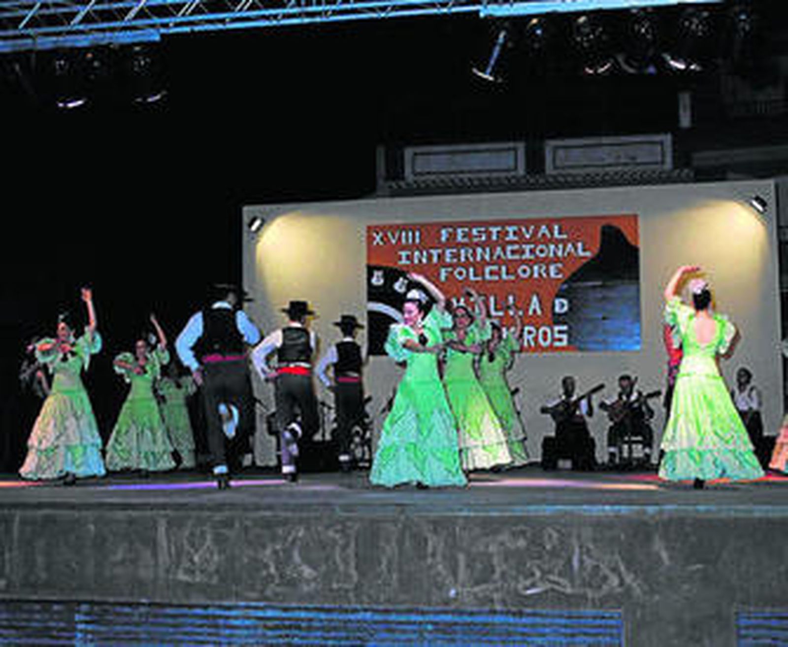 La Asociación de Coros y Danzas de Peligros organiza el Festival