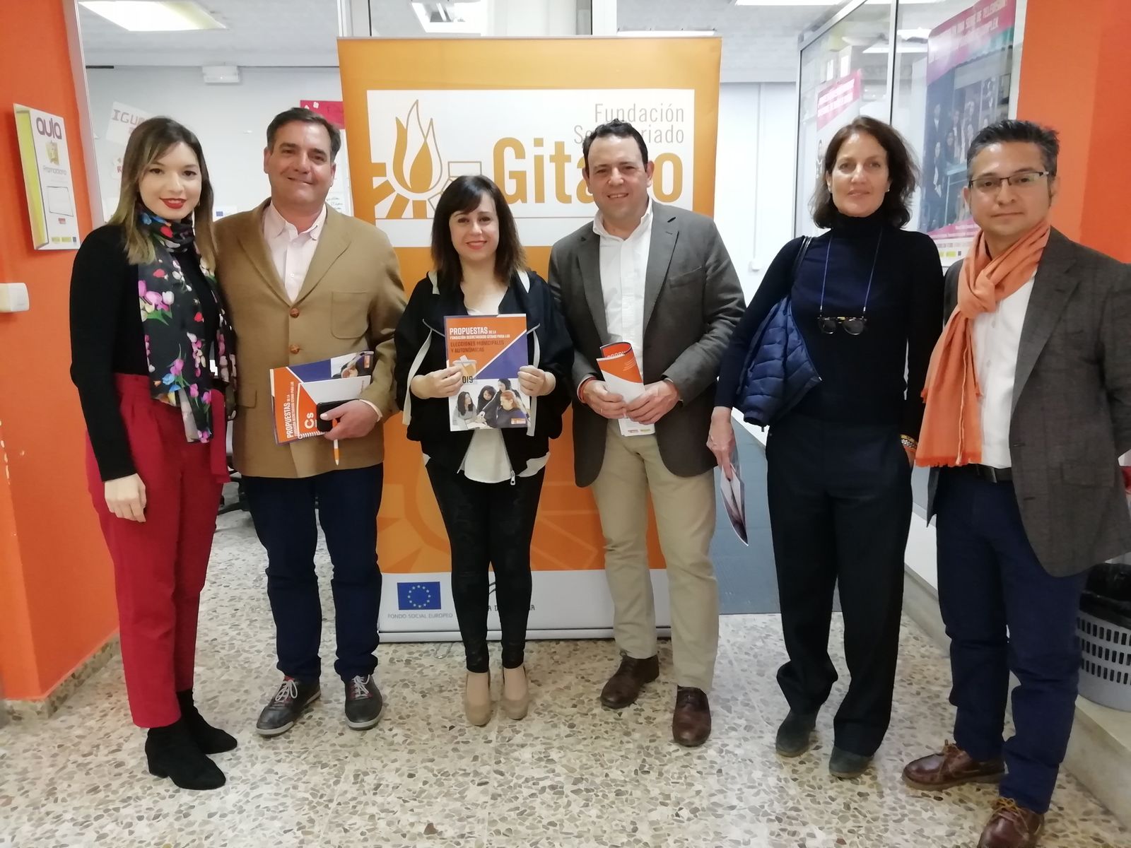 Tamara Vargas, Néstor Santos, Cristina Rosal, Carlos Hermoso, Paloma González y Ramón García.
