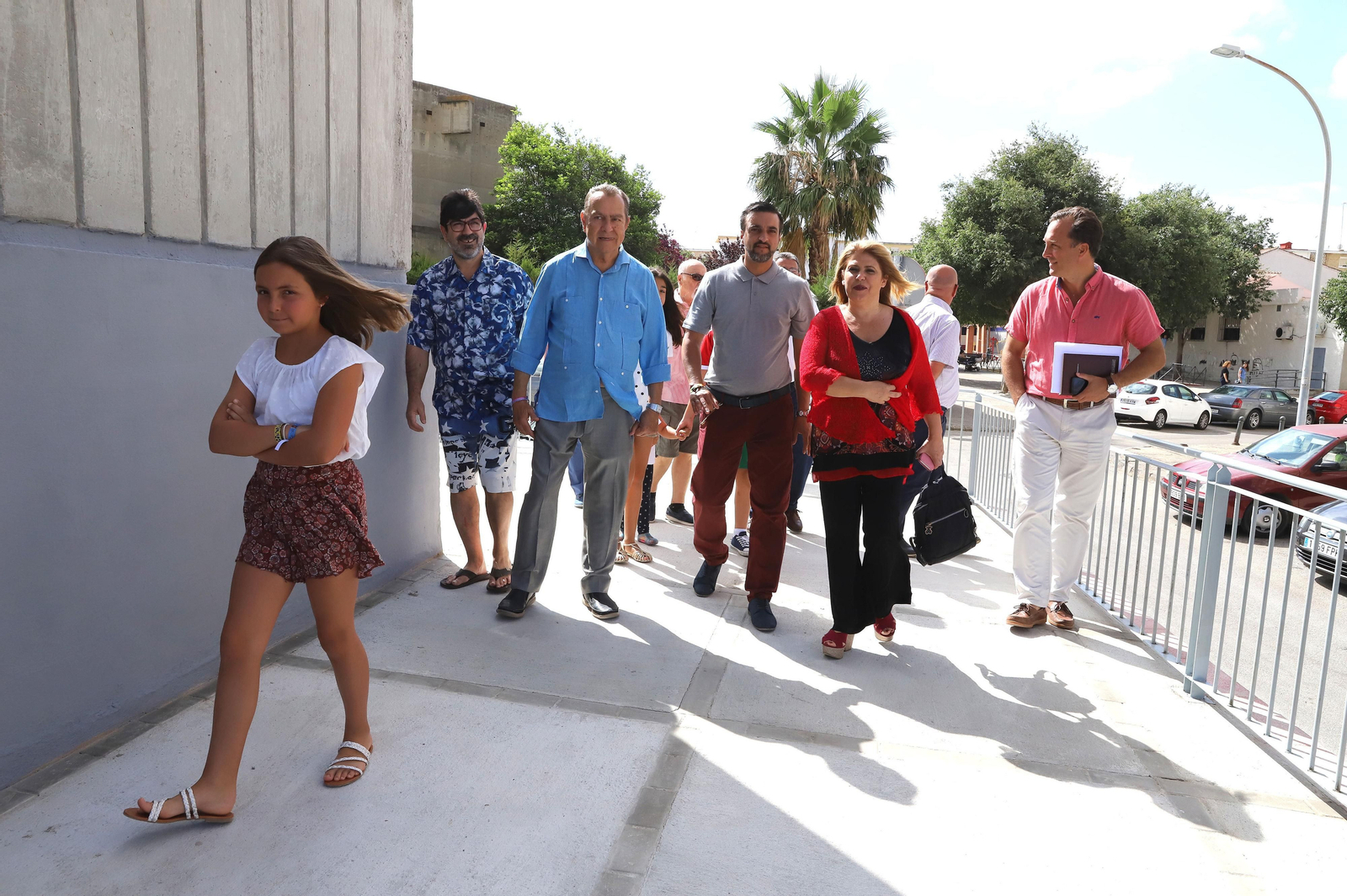 Mamen Sánchez y José AntonioDíaz visitando las obras en la plaza del Cabeceo.