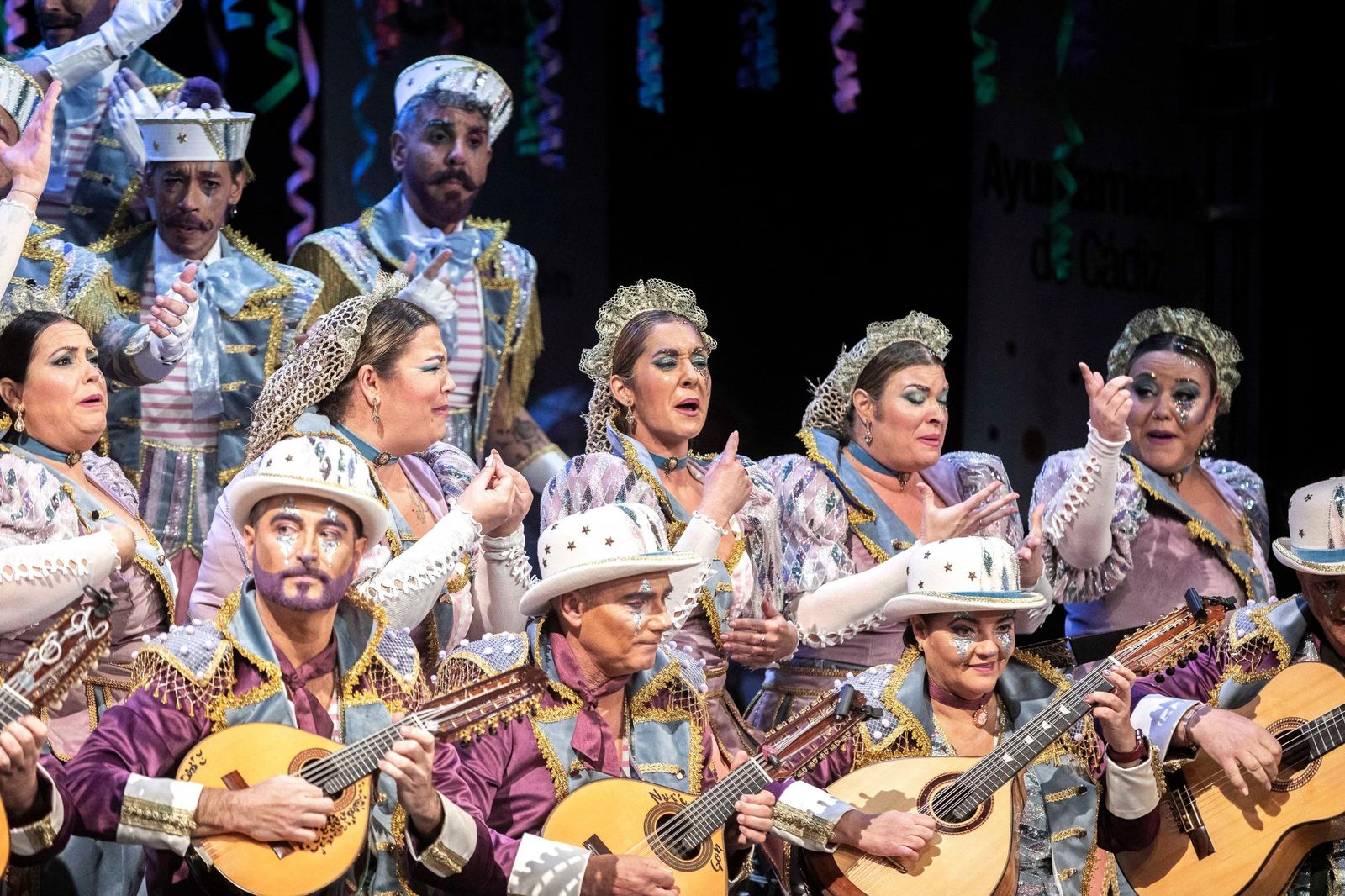 Búscate entre las mejores imágenes de la décima sesión de preliminares del COAC 2025