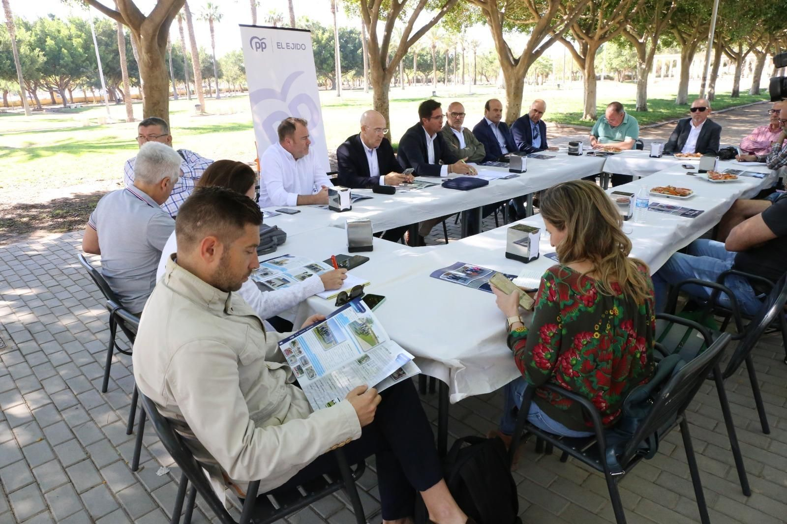 Las imágenes de la presentación del programa electoral del PP de El Ejido