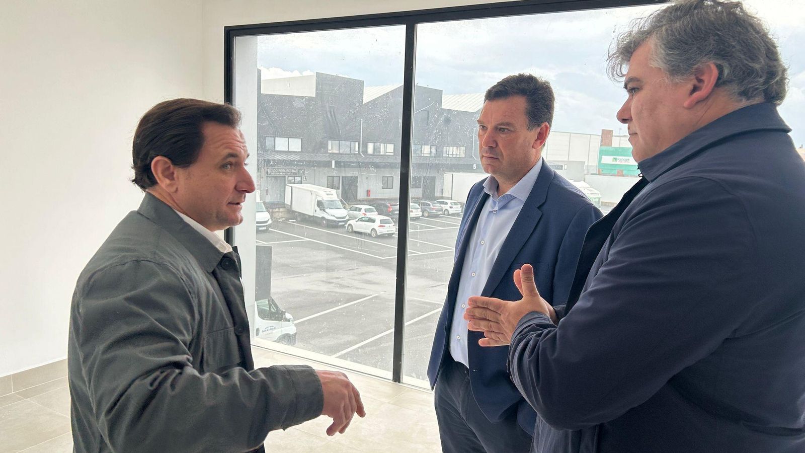 Visita de Antonio Gómez y Alberto Santana a la Ciudad Marisco.