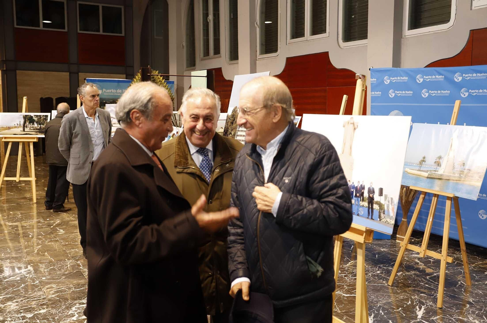 Imágenes de la inauguración de la exposición "Colón, Monumento a la amistad con los Pueblos de América"
