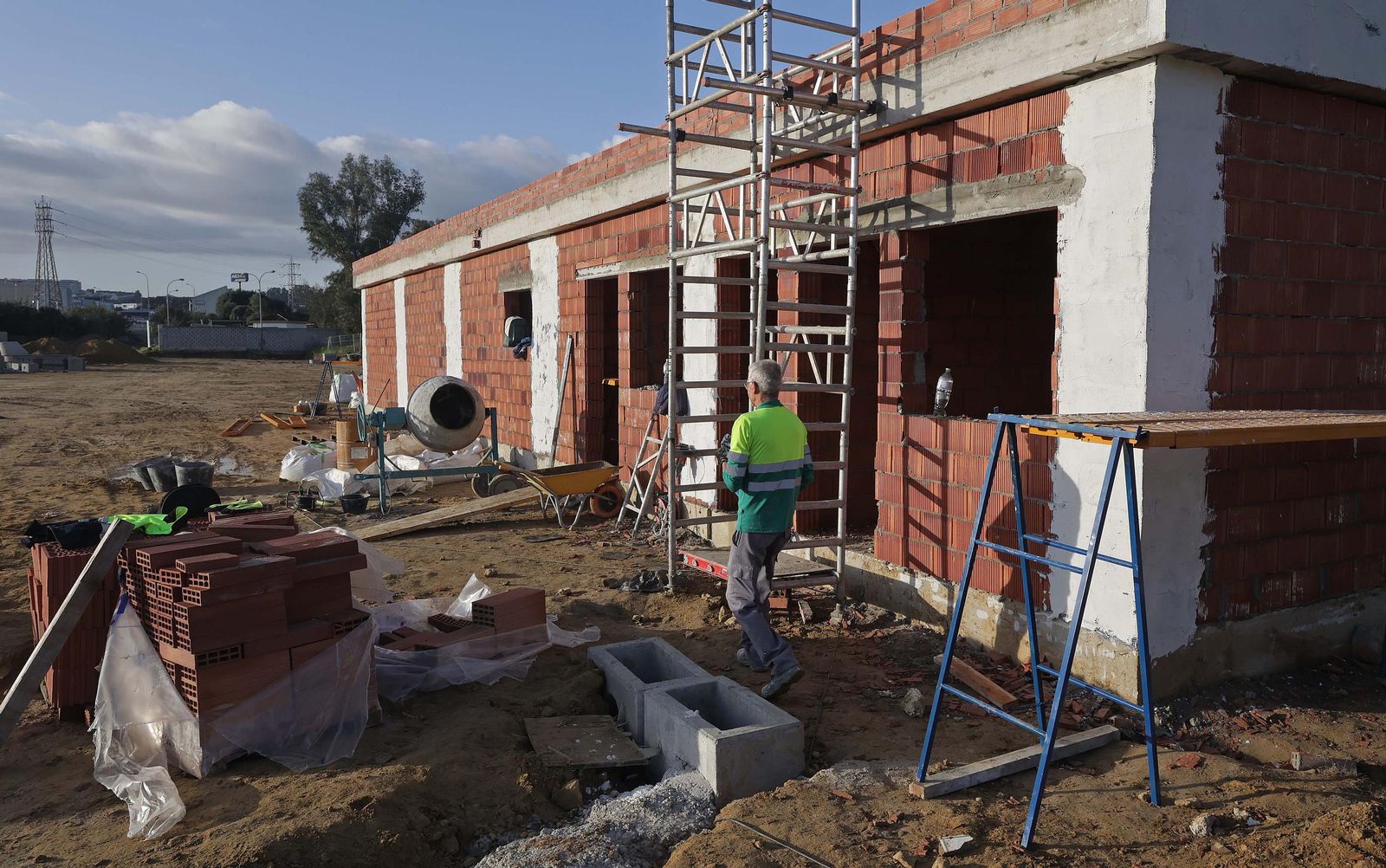 Así van las obras del aparcamiento de La Menacha junto al Nuevo Mirador