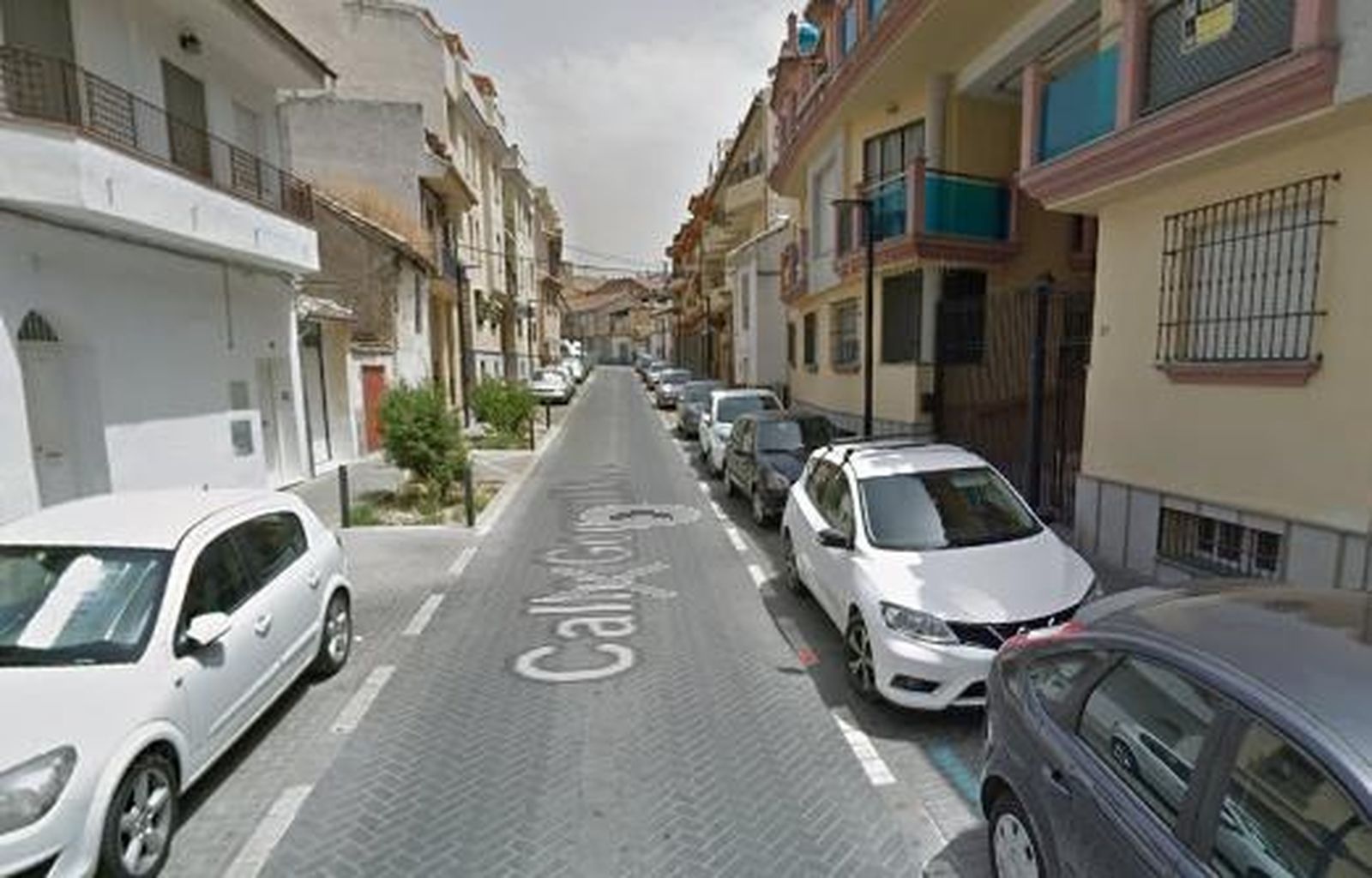 En la calle Generalife de Maracena se vende un inmueble