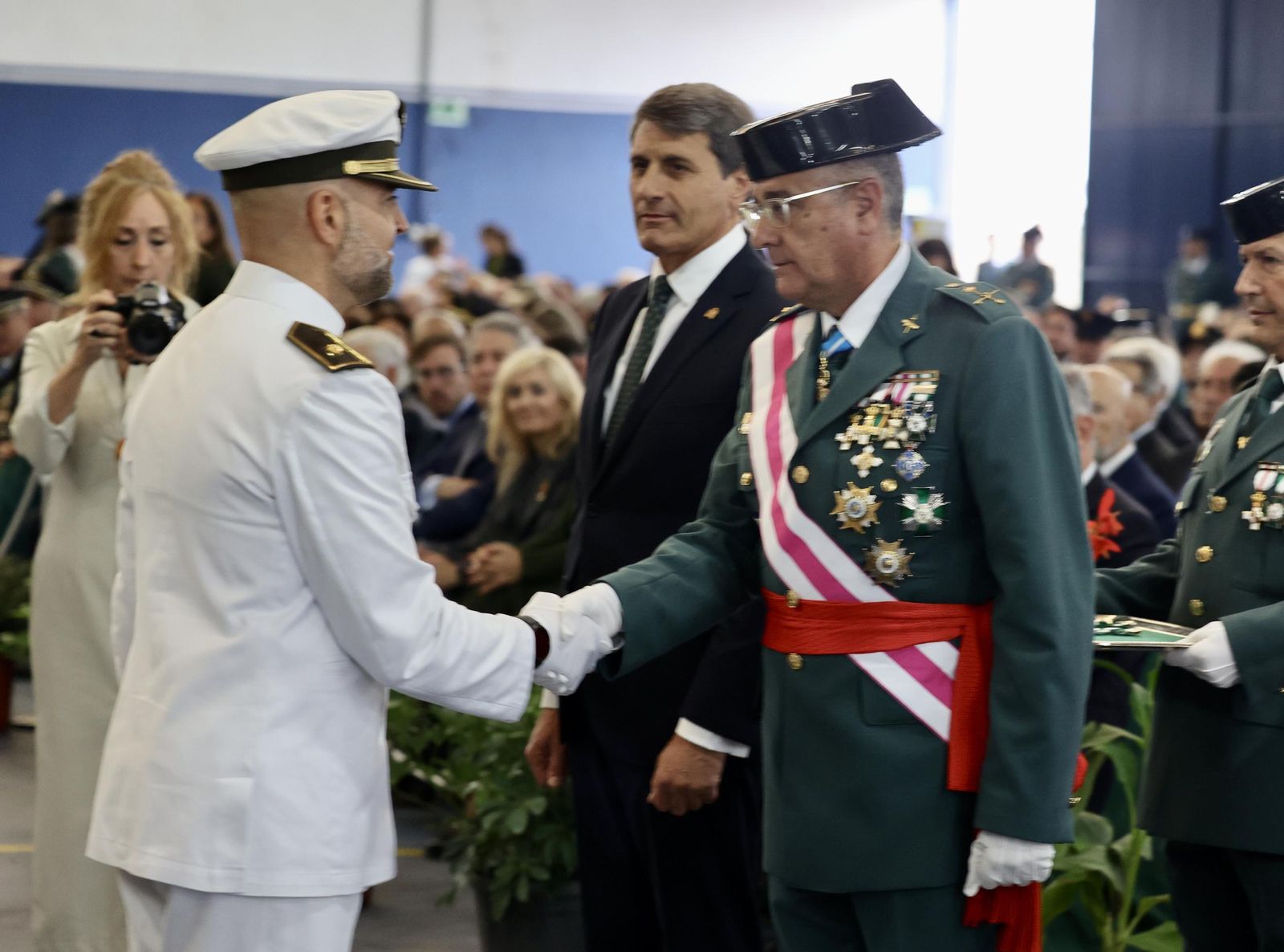 Celebración del día del Pilar en la Guardia Civil