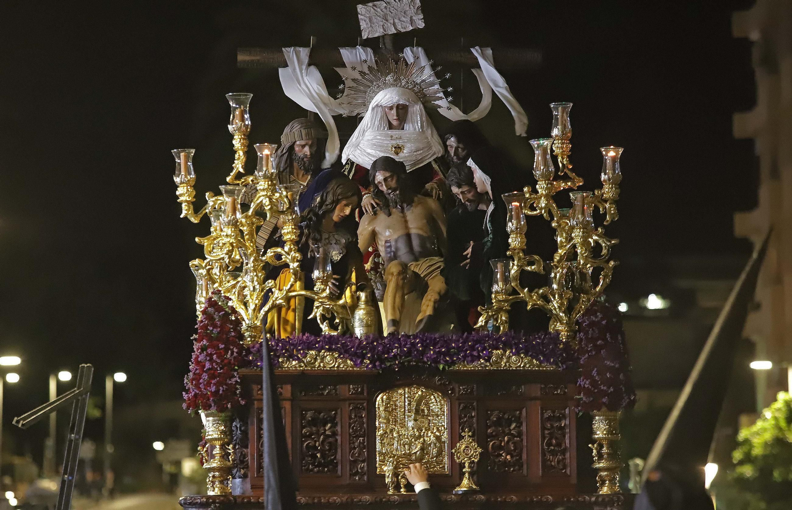 Fotos del Viernes Santo en Algeciras: Santo Entierro, Misericordia y Sagrada Mortaja