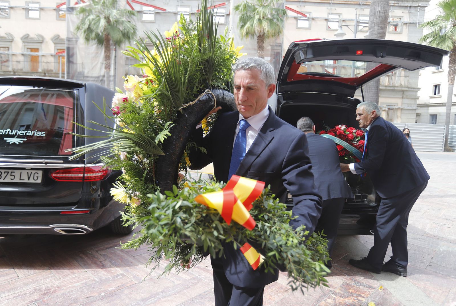 Llegada del féretro de Miguel Baez Litria la Capilla Ardiente de Huelva
