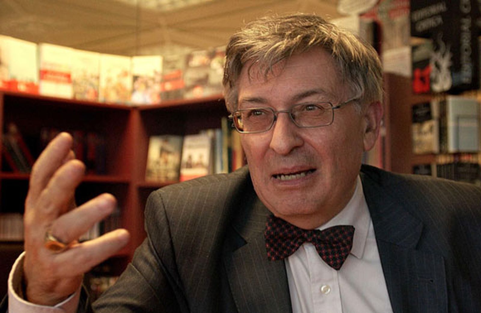 "El Gobierno me encargó un libro sobre el oro de Moscú y después lo secuestró"