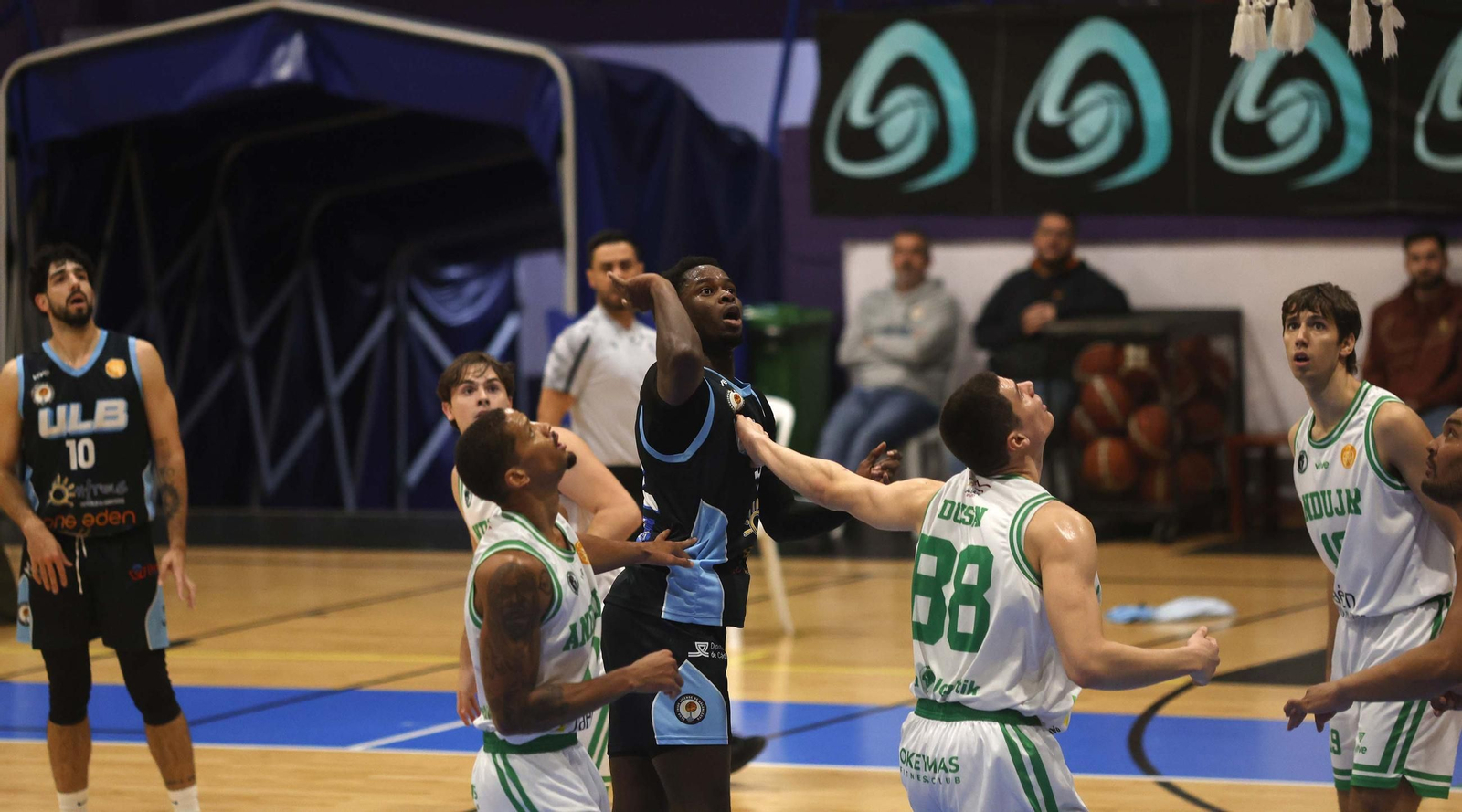 Las fotos del ULB-Andújar de Tercera FEB