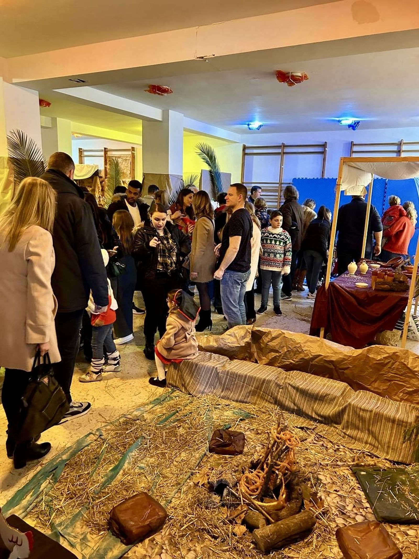 El Belén Viviente del colegio Mercedarias de Córdoba, en imágenes