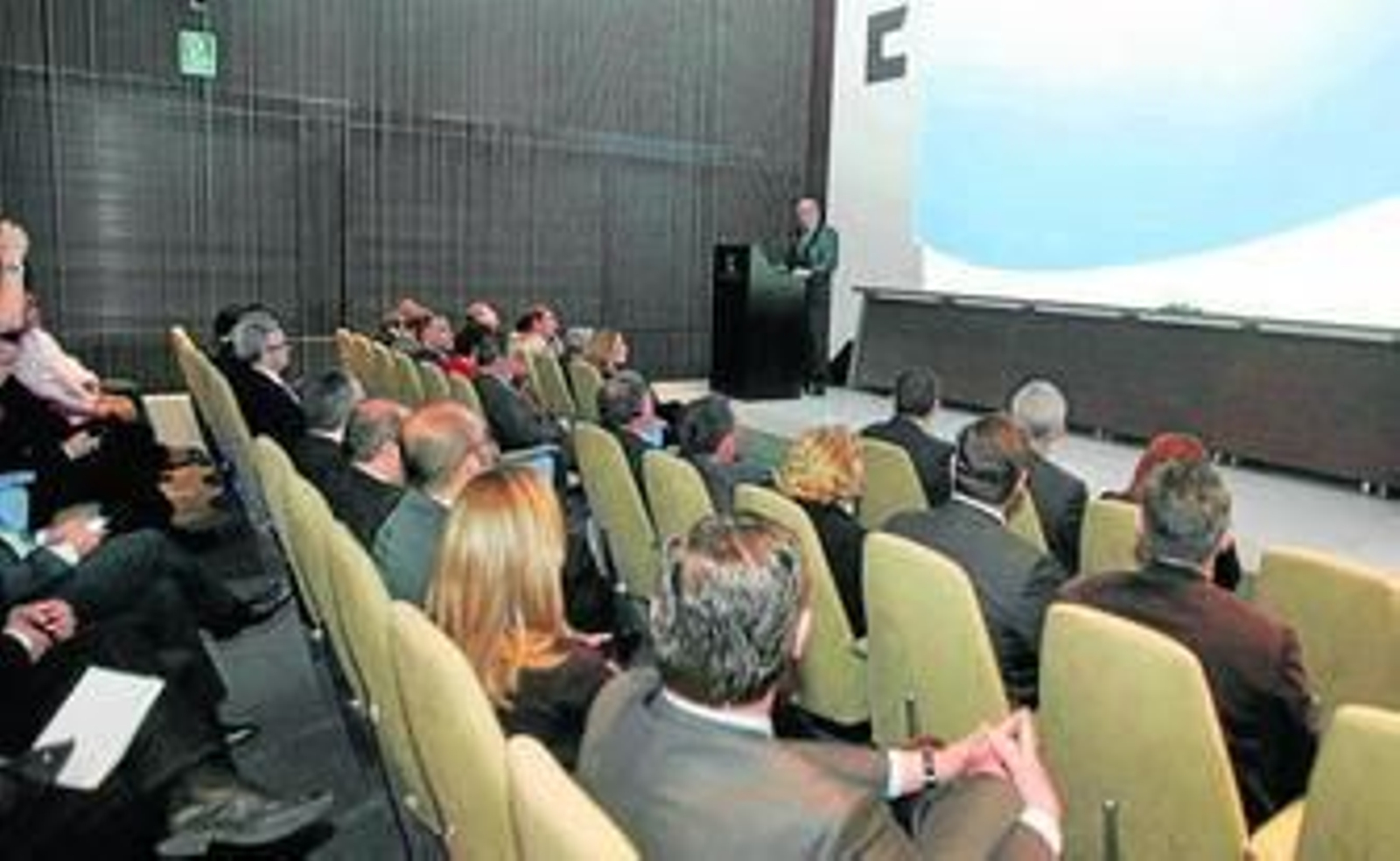 La sede del Grupo Cosentino albergó el pasado abril la presentación del gasoducto Huércal-Overa a Baza.