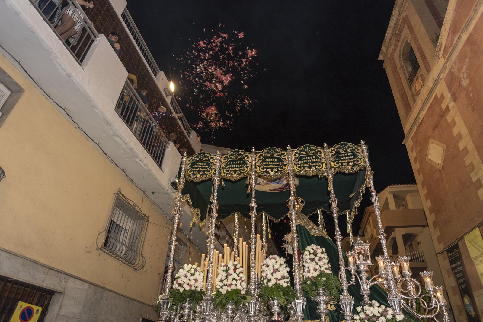 Imágenes de la procesión del Paso Blanco en Cuevas del Almanzora