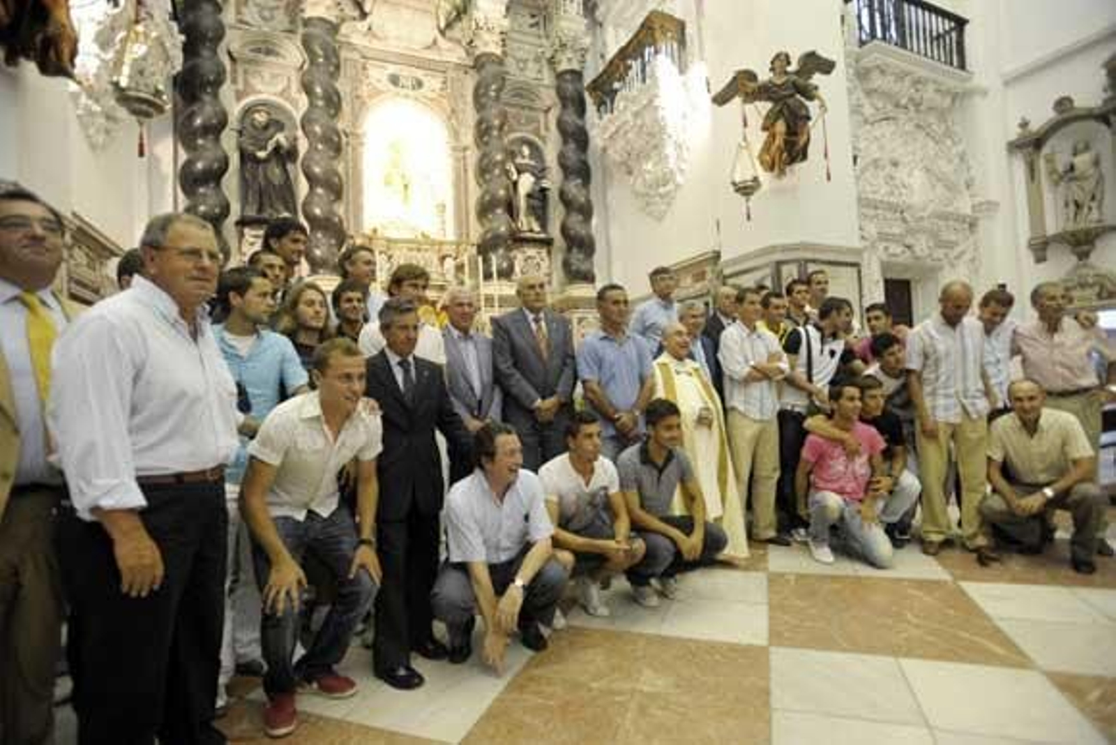 El Cádiz se encomienda a la Patrona para repetir éxito