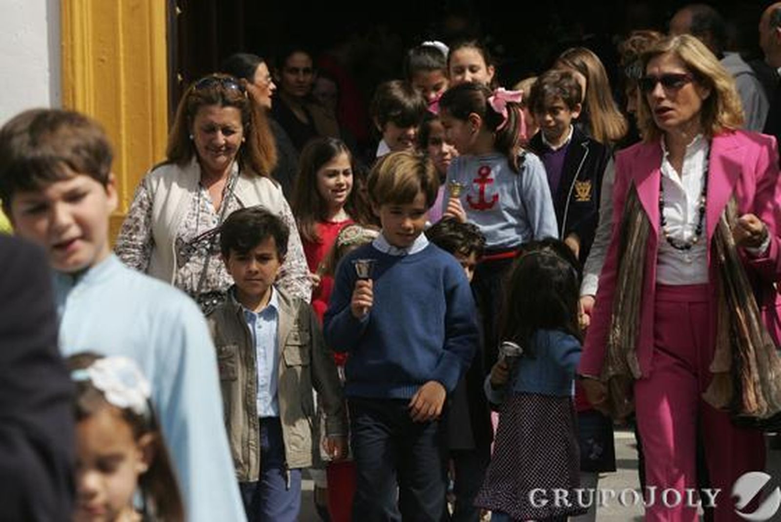 Un espléndido sol recibe a Jesús Resucitado en La Línea

Foto: J.M.Q./Erasmo Fenoy