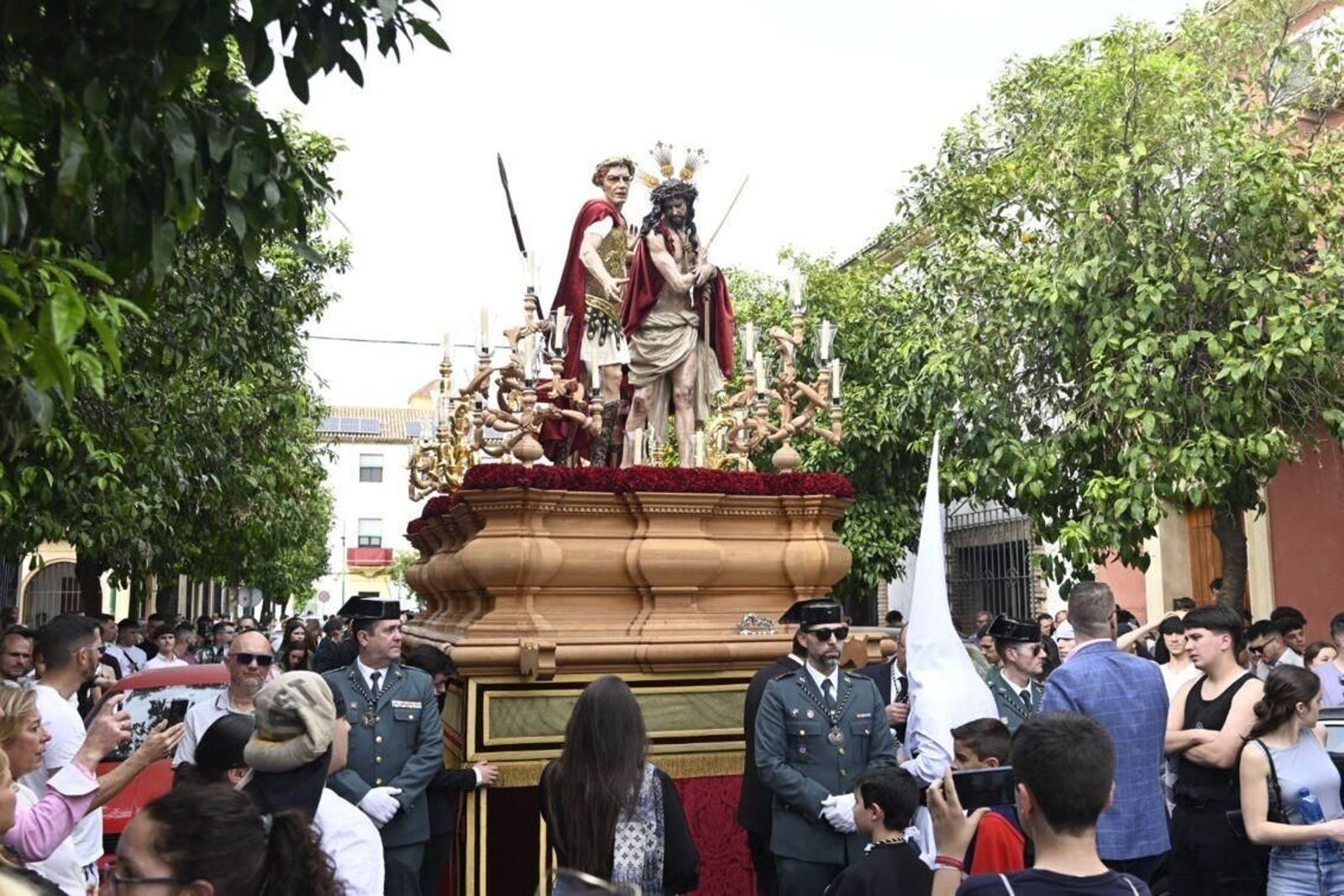 La procesión de la Presentación al Pueblo de Córdoba, en imágenes
