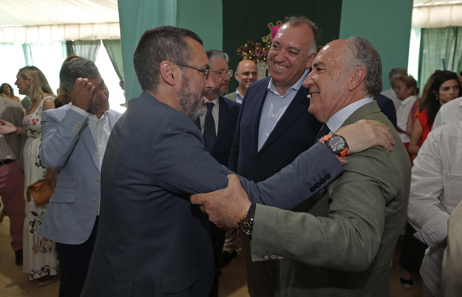 Fotos de la copa de autoridades en la caseta municipal de la Feria Real de Algeciras 2025