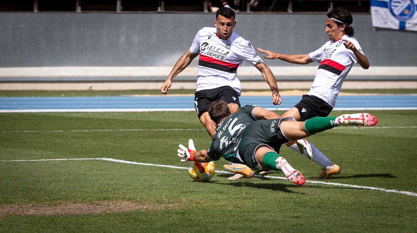 Las mejores fotos de la remontada de locura del Xerez DFC contra el Melilla