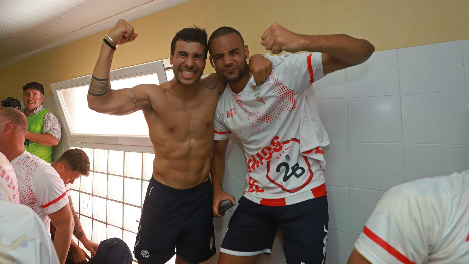 Las mejores fotos de la celebración del ascenso del Algeciras en Socuéllamos