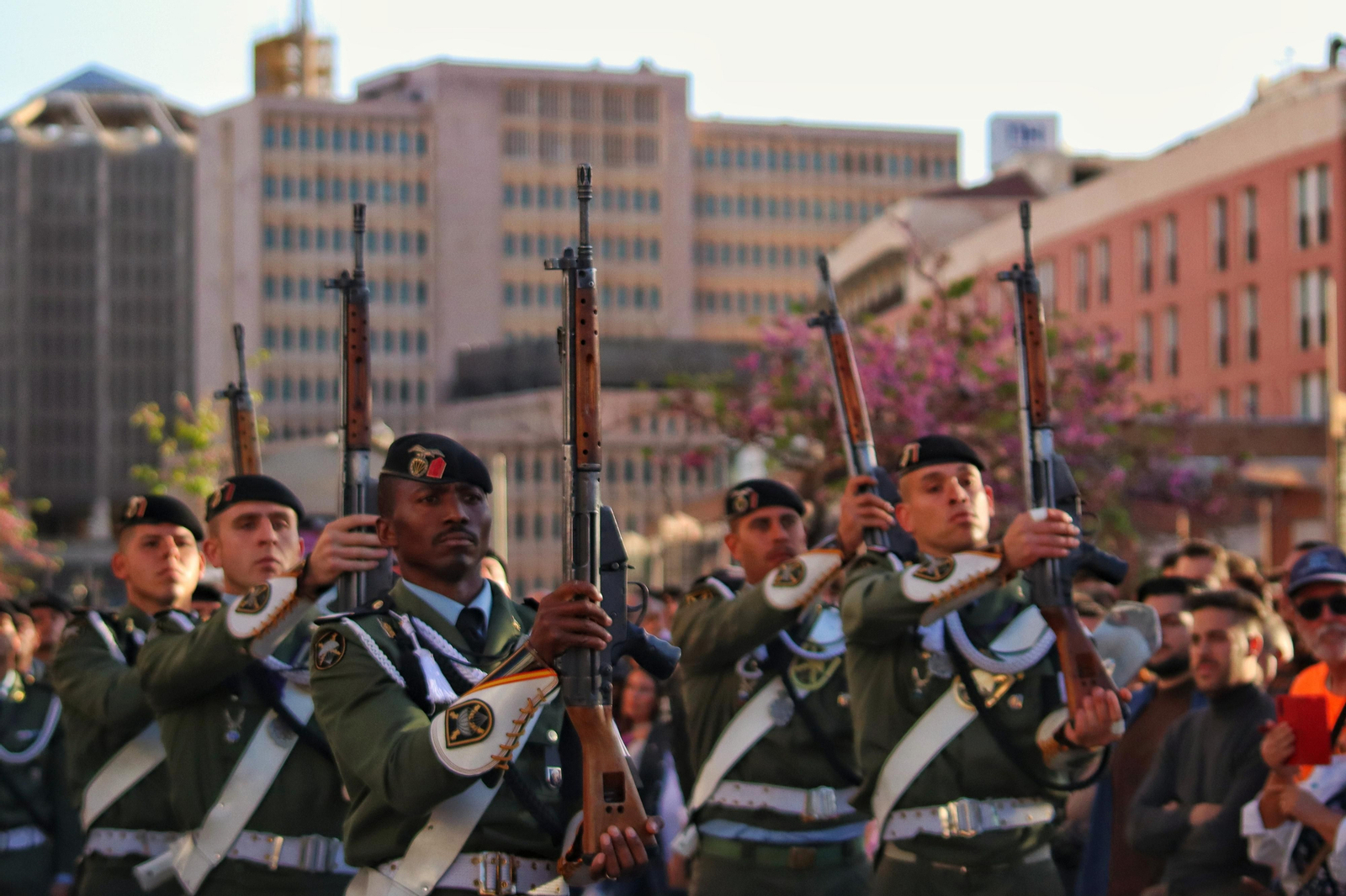 Fusionadas en su procesión del Miércoles Santo en Málaga, en fotos