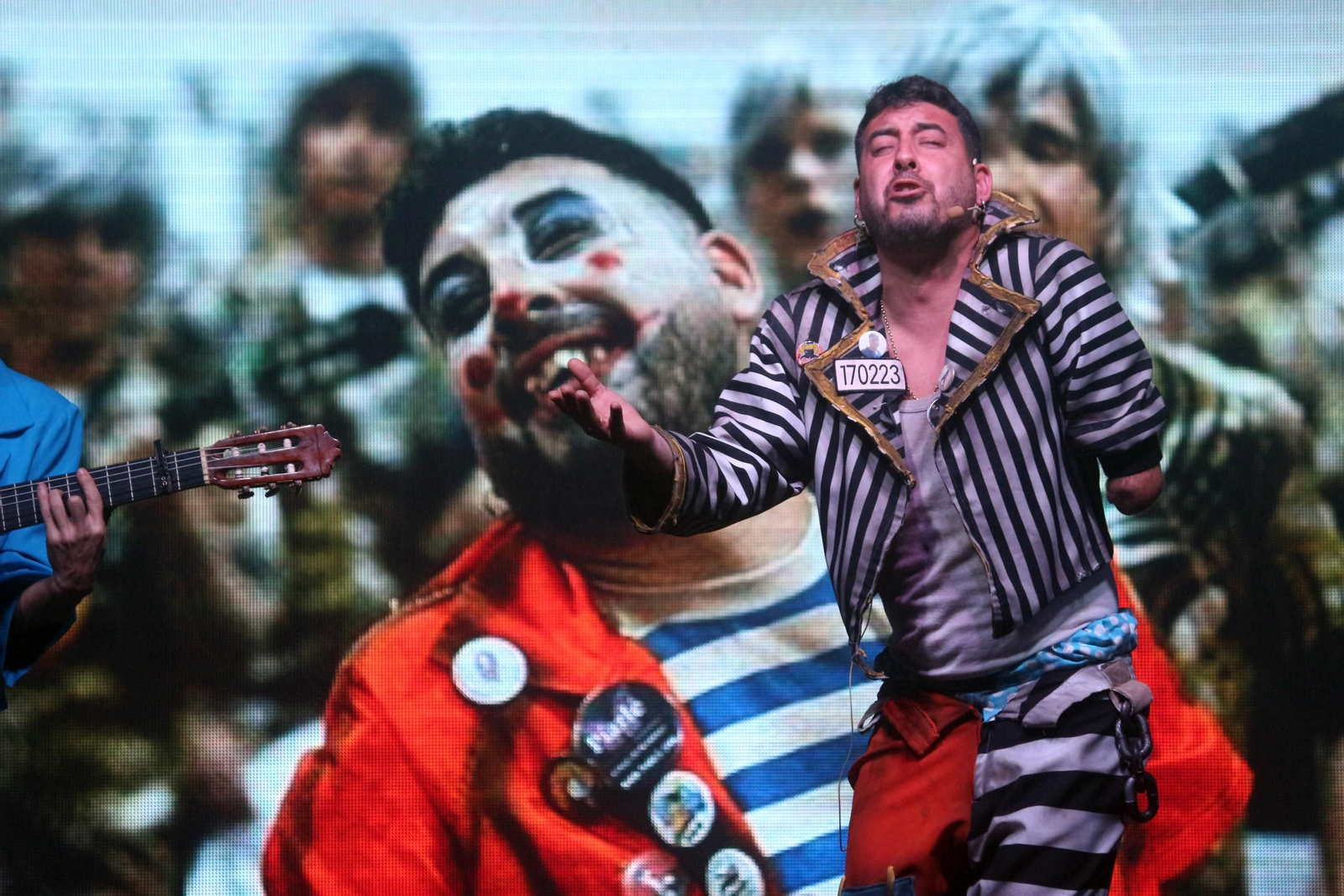 José Molina canta el pasodoble de 'Los Camellos', 'Ser Molina'