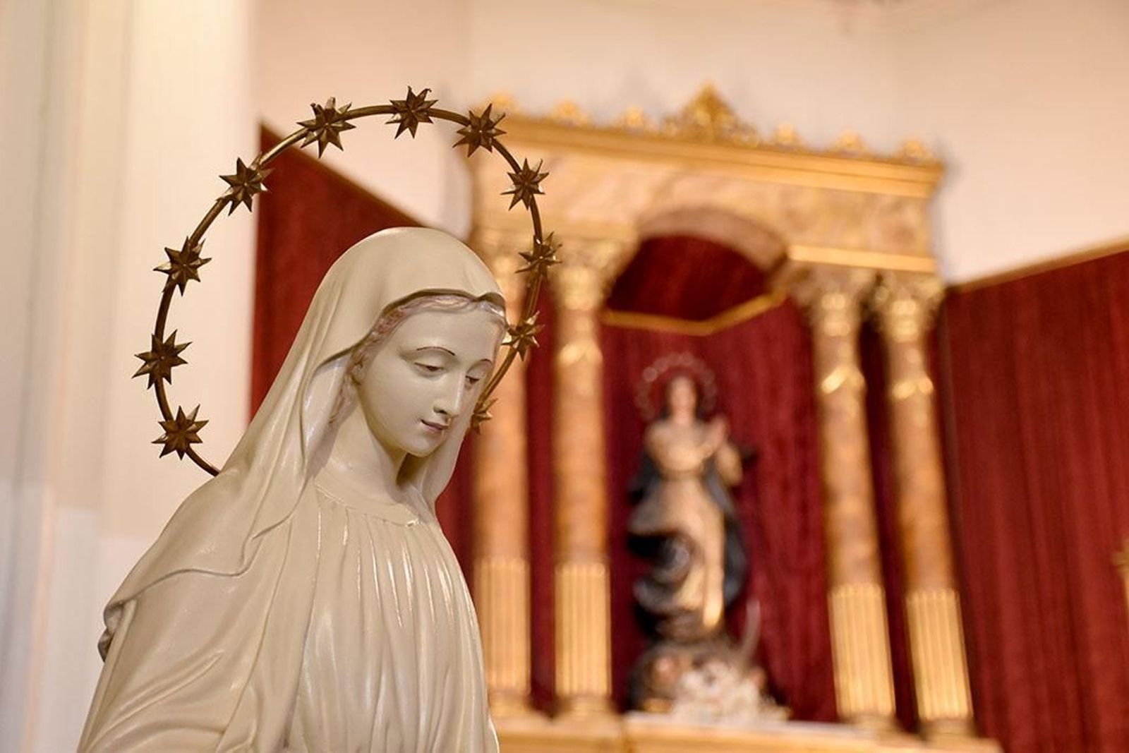 Imágenes de la procesión de la Virgen Milagrosa del colegio San Vicente de Paúl