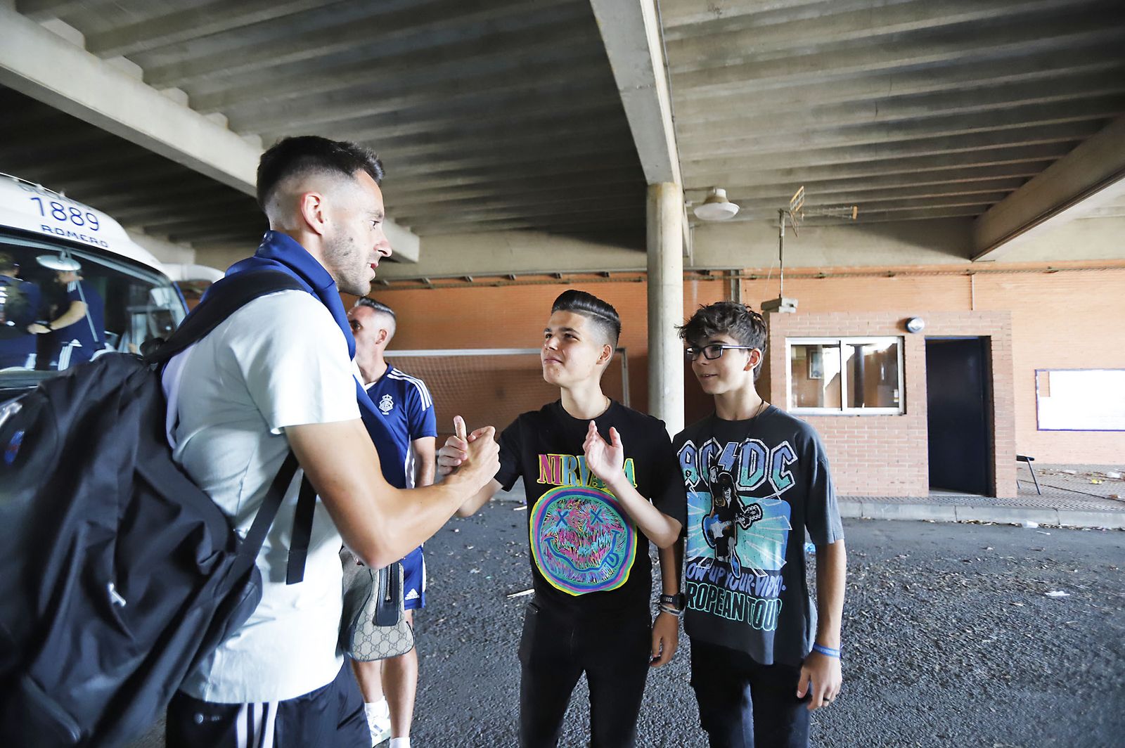 Imágenes de la salida del Recreativo de Huelva a Cáceres