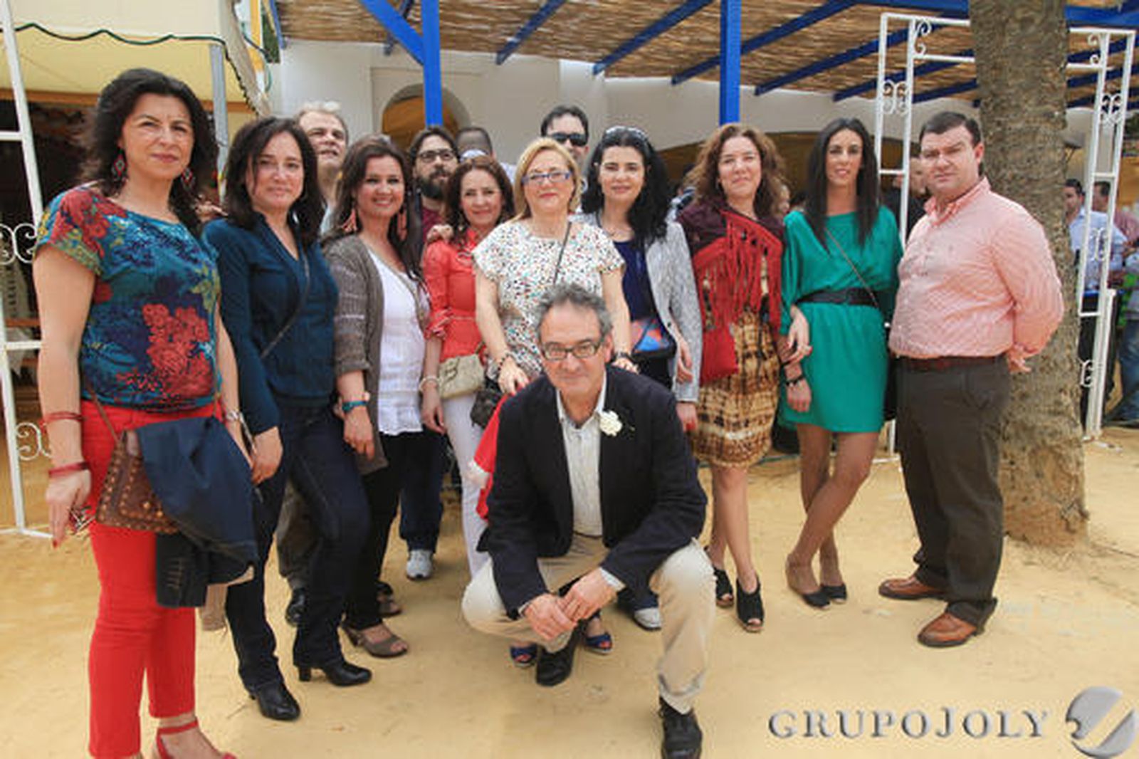 La directora del Teatro Villamarta, Isamay Benavente, junto a su equipo a las puertas de la caseta del Diario.

Foto: Vanesa Lobo