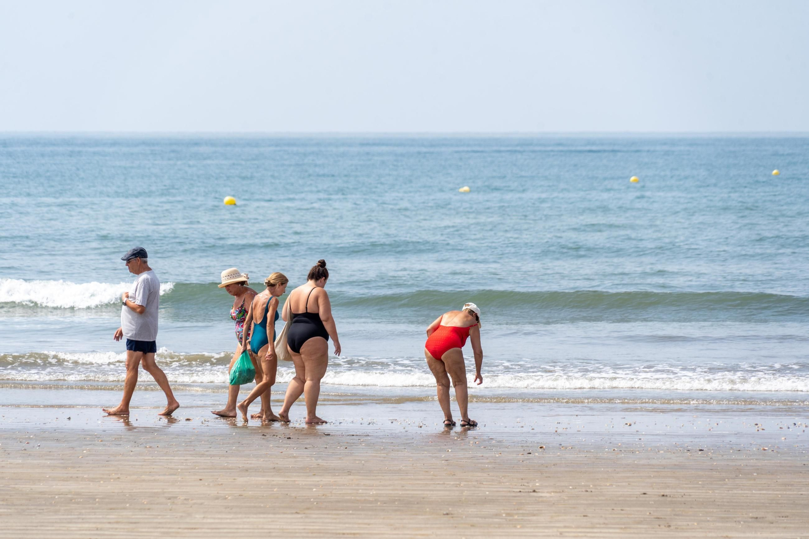 El ambiente de las playas de Huelva el domingo 24 de agosto