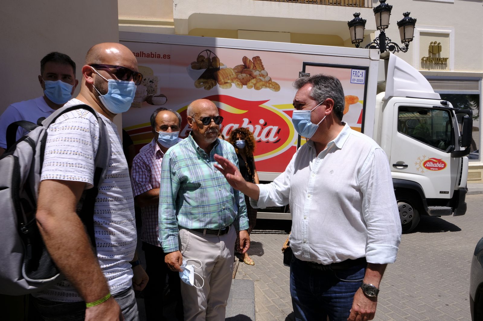 Juan Espadas, candidato a las primarias del PSOE, en Alhama y Bentarique. Almería