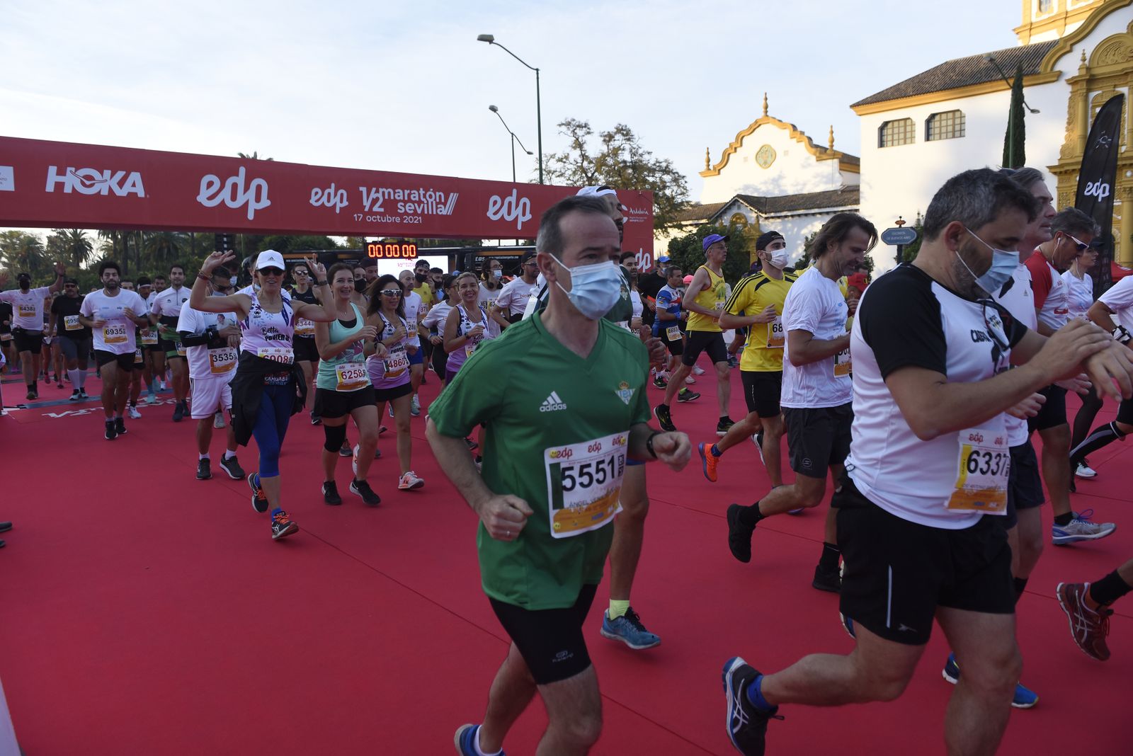 El Medio Maratón de Sevilla 2021, en imágenes