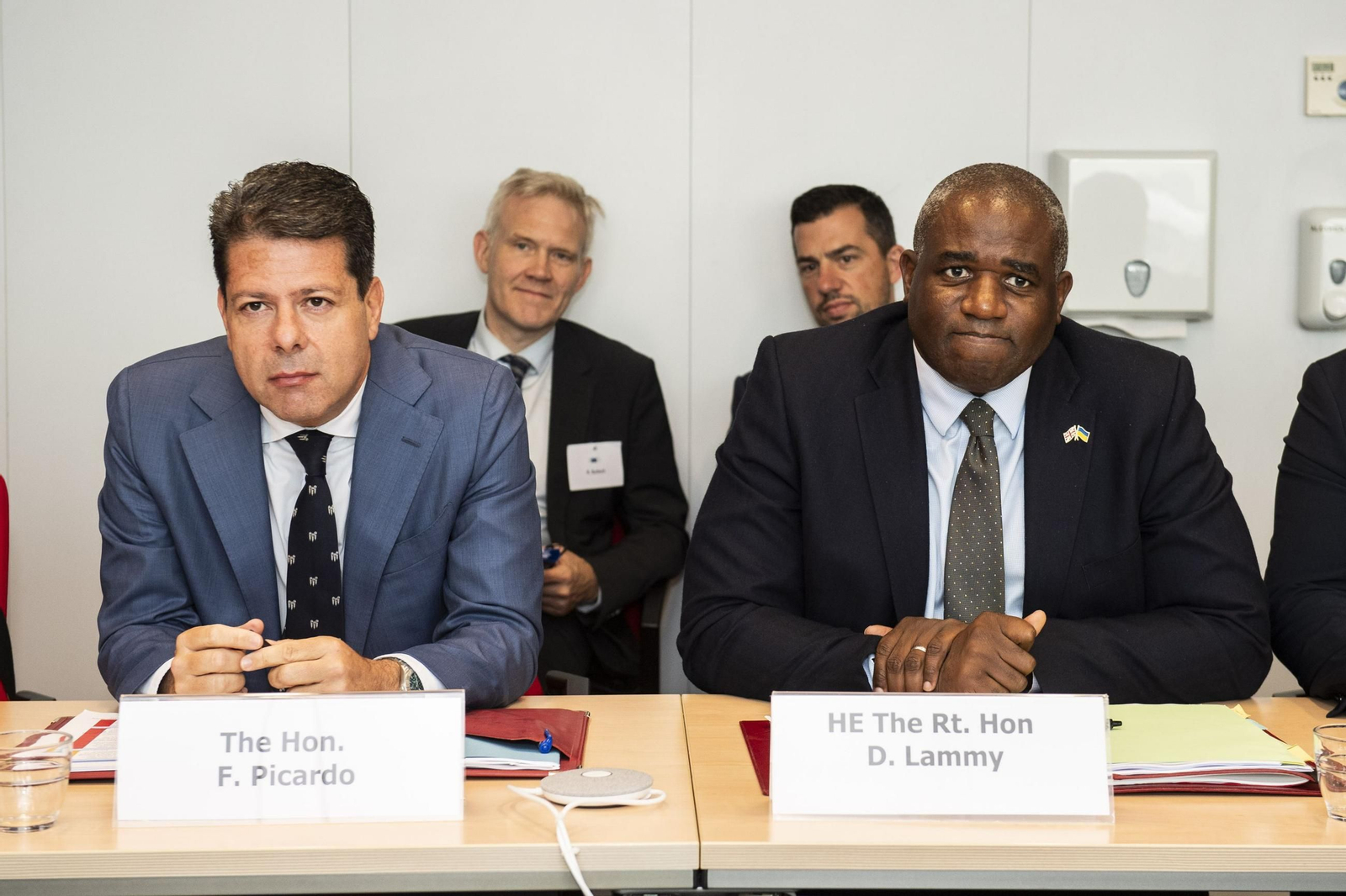 Cumbre ministerial en Bruselas en busca de un acuerdo sobre Gibraltar
