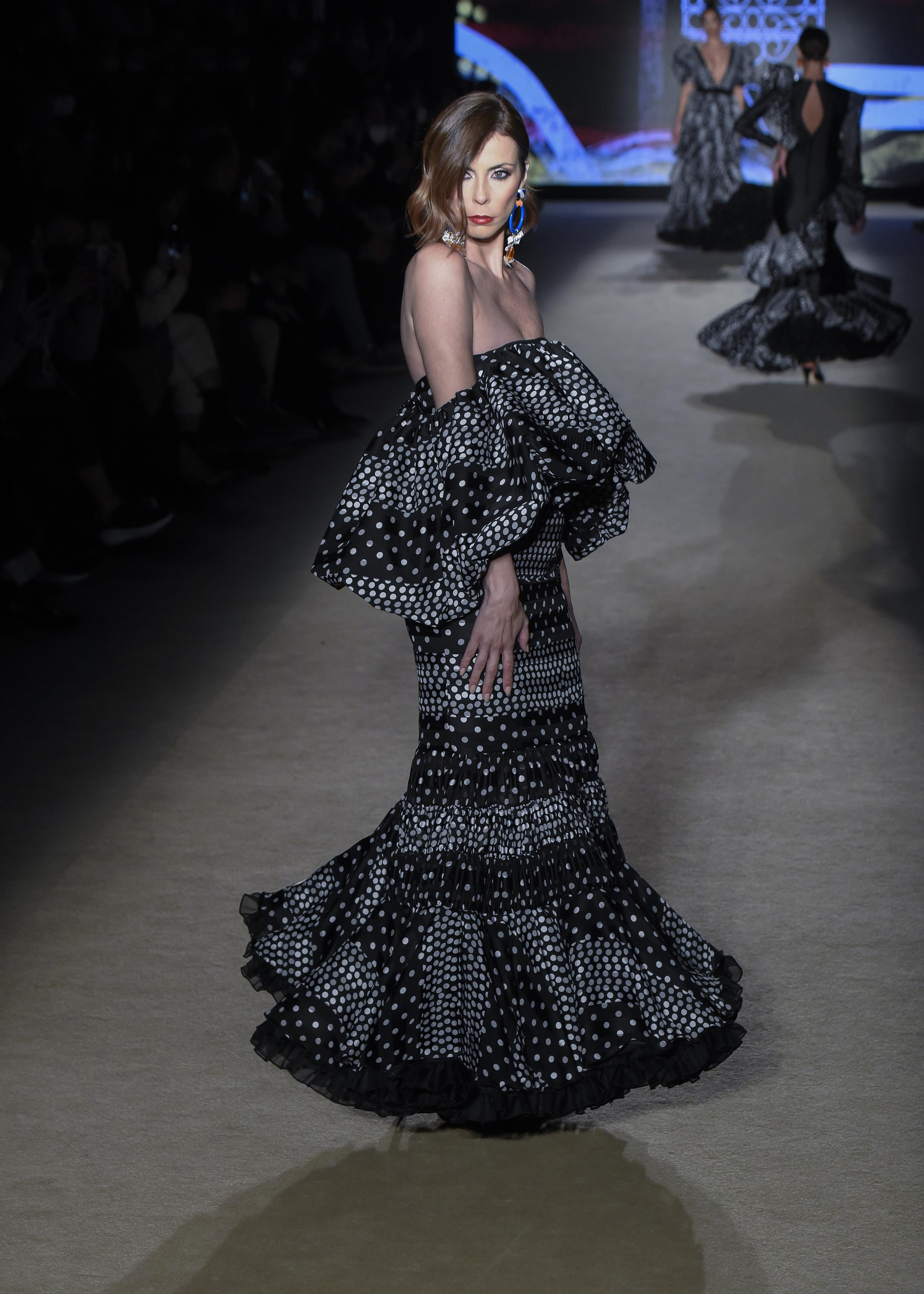 El desfile de Pablo Retamero & Juanjo Bernal en We Love Flamenco 2022, todas las fotos