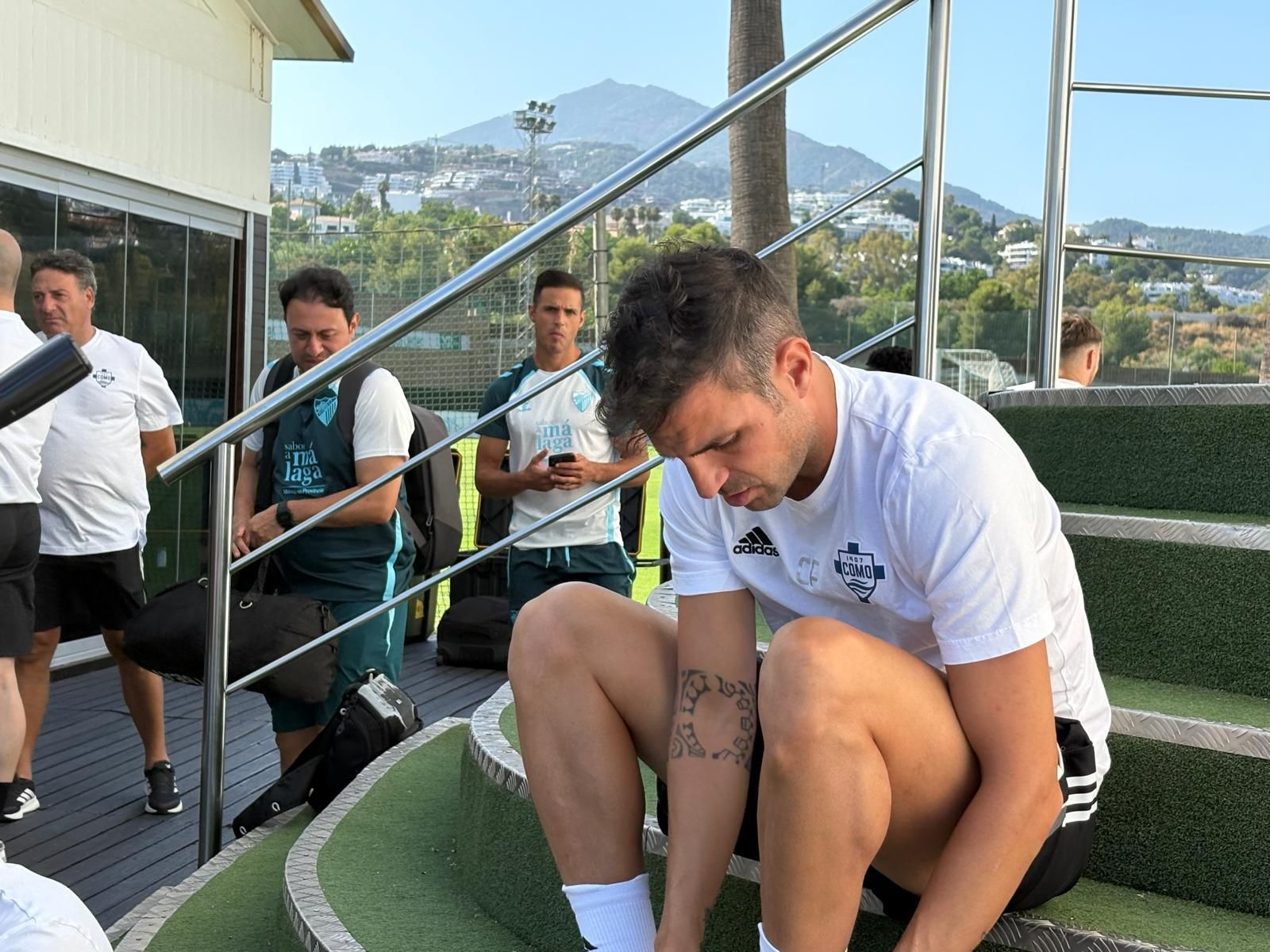 Cesc Fábregas y Fekir, entre los VIPS de Marbella antes del Málaga CF-Al-Wrakh